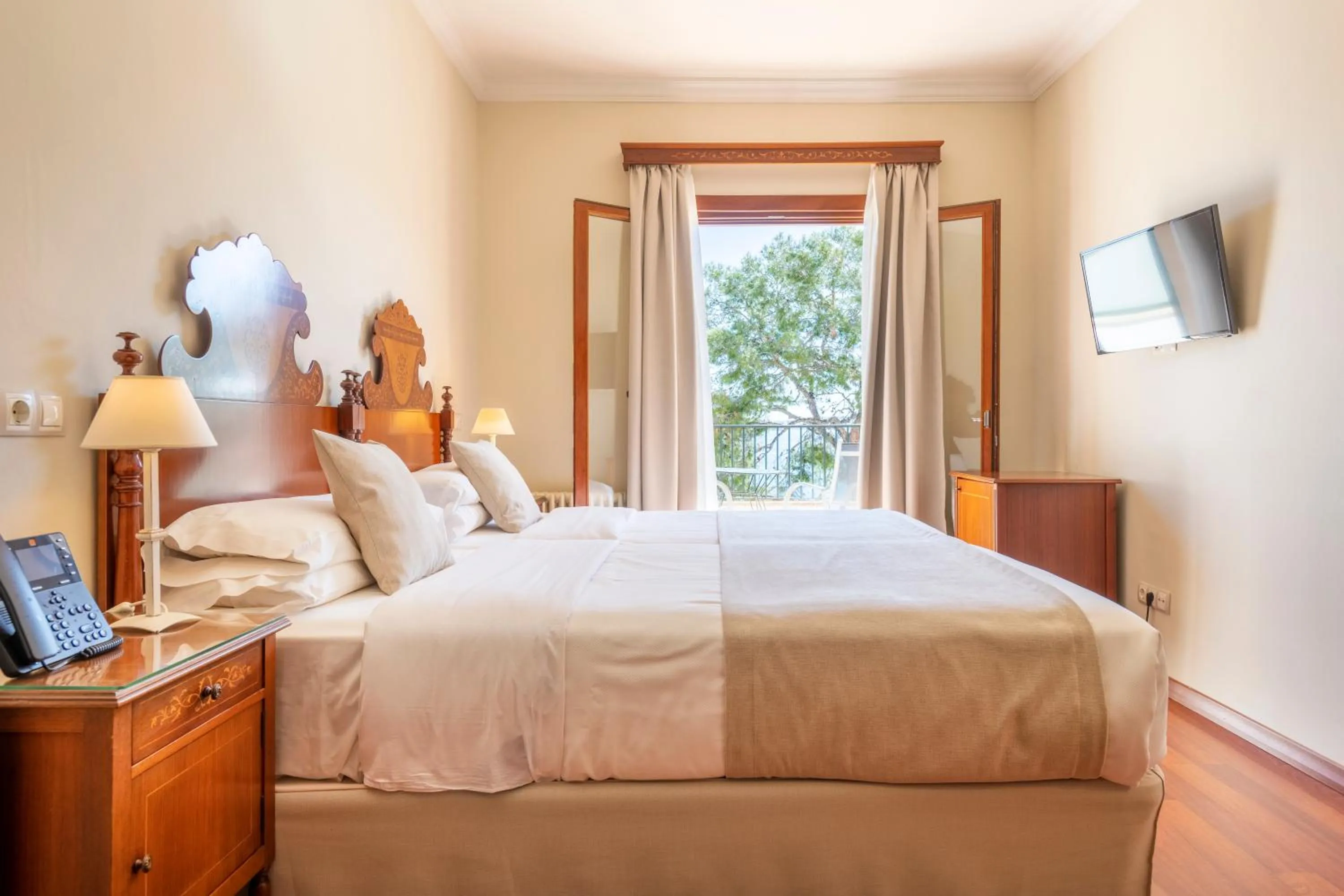 Bed in Hotel Cala Fornells