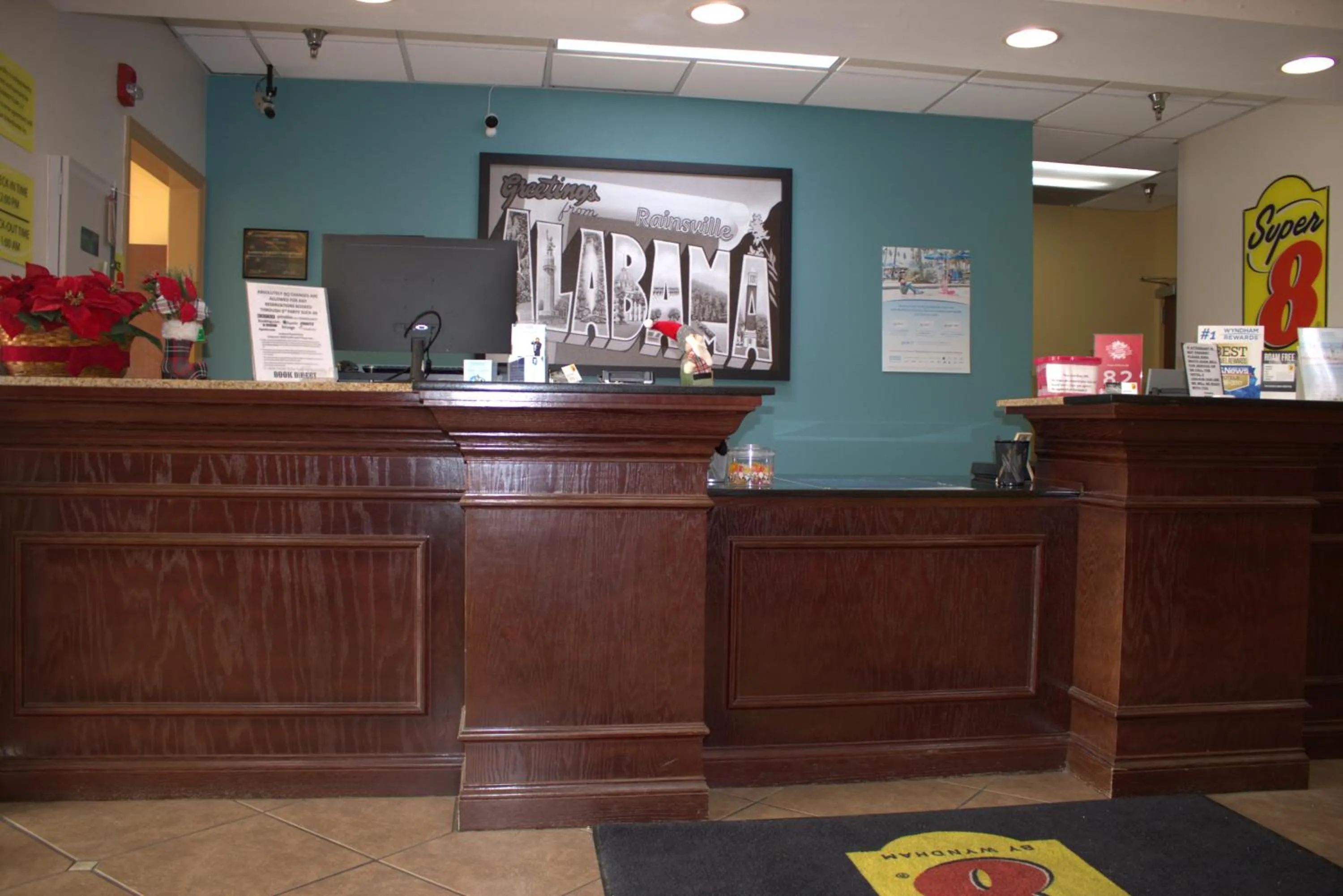 Lobby or reception in Super 8 by Wyndham Rainsville