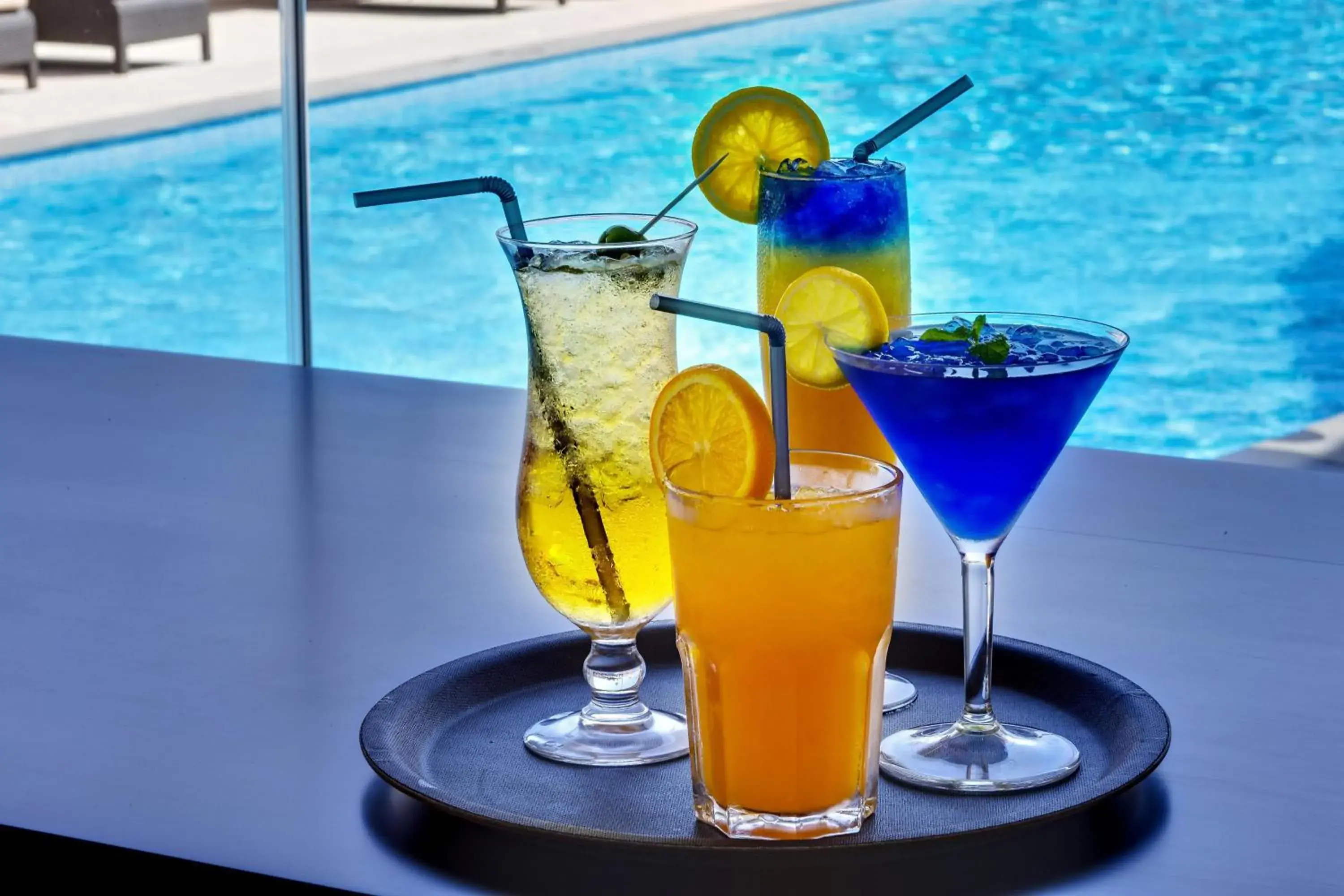 Lounge or bar in Park Inn by Radisson Hotel and Residence Duqm Lounge or bar in Park Inn by Radisson Hotel and Residence Duqm