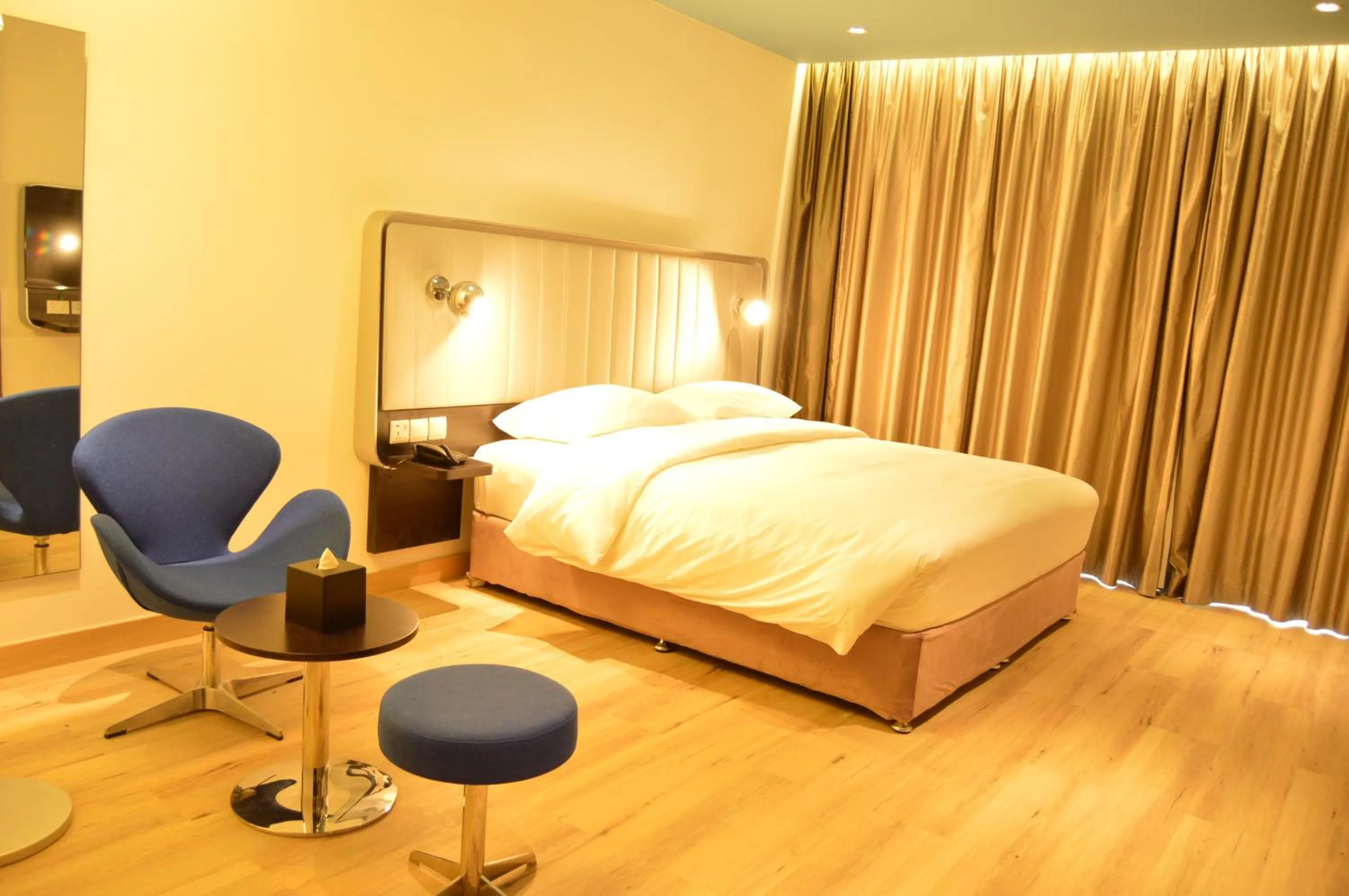 Bedroom, Bed in Park Inn by Radisson Hotel and Residence Duqm
