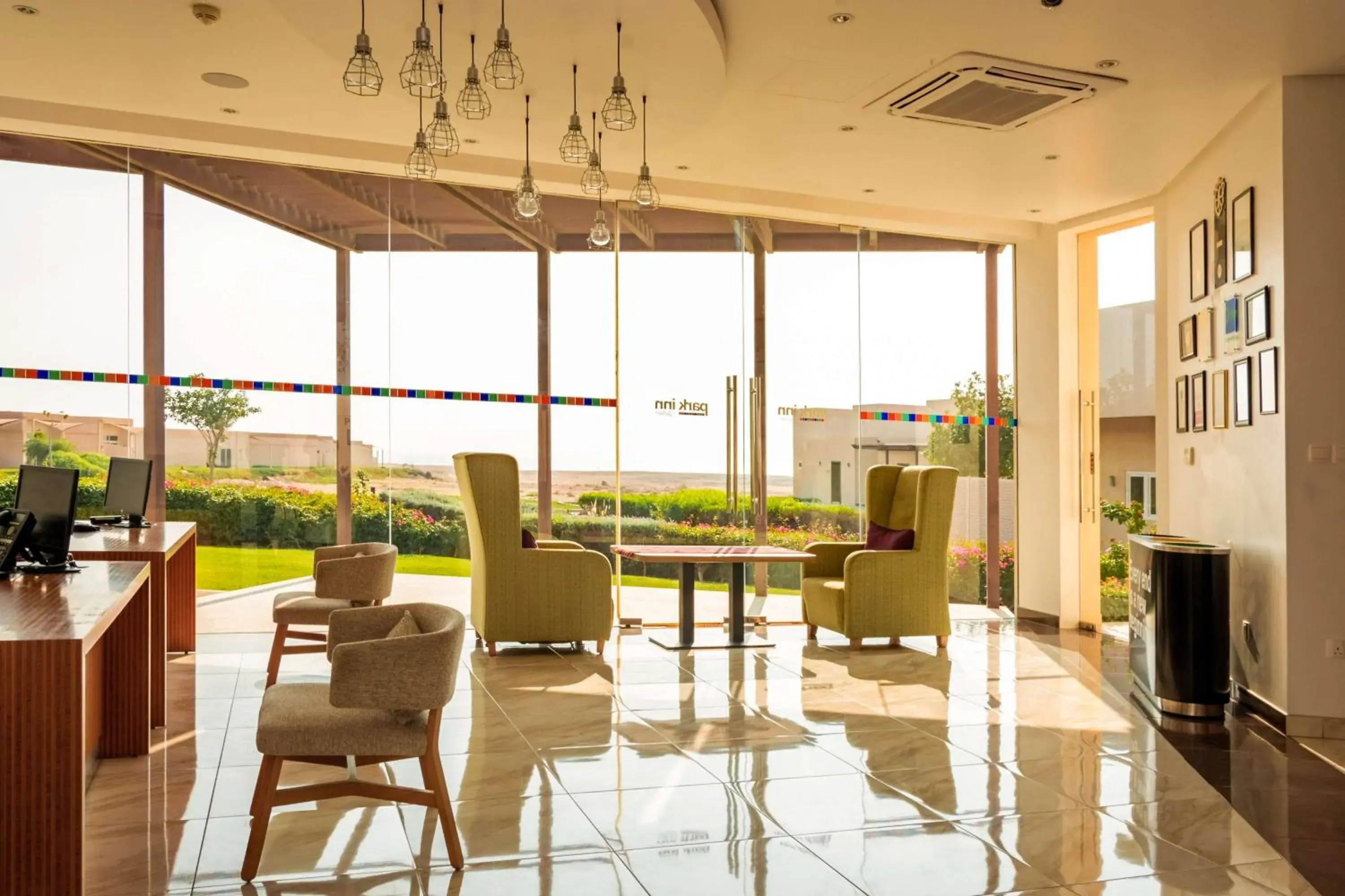 Lobby or reception in Park Inn by Radisson Hotel and Residence Duqm Lobby or reception in Park Inn by Radisson Hotel and Residence Duqm
