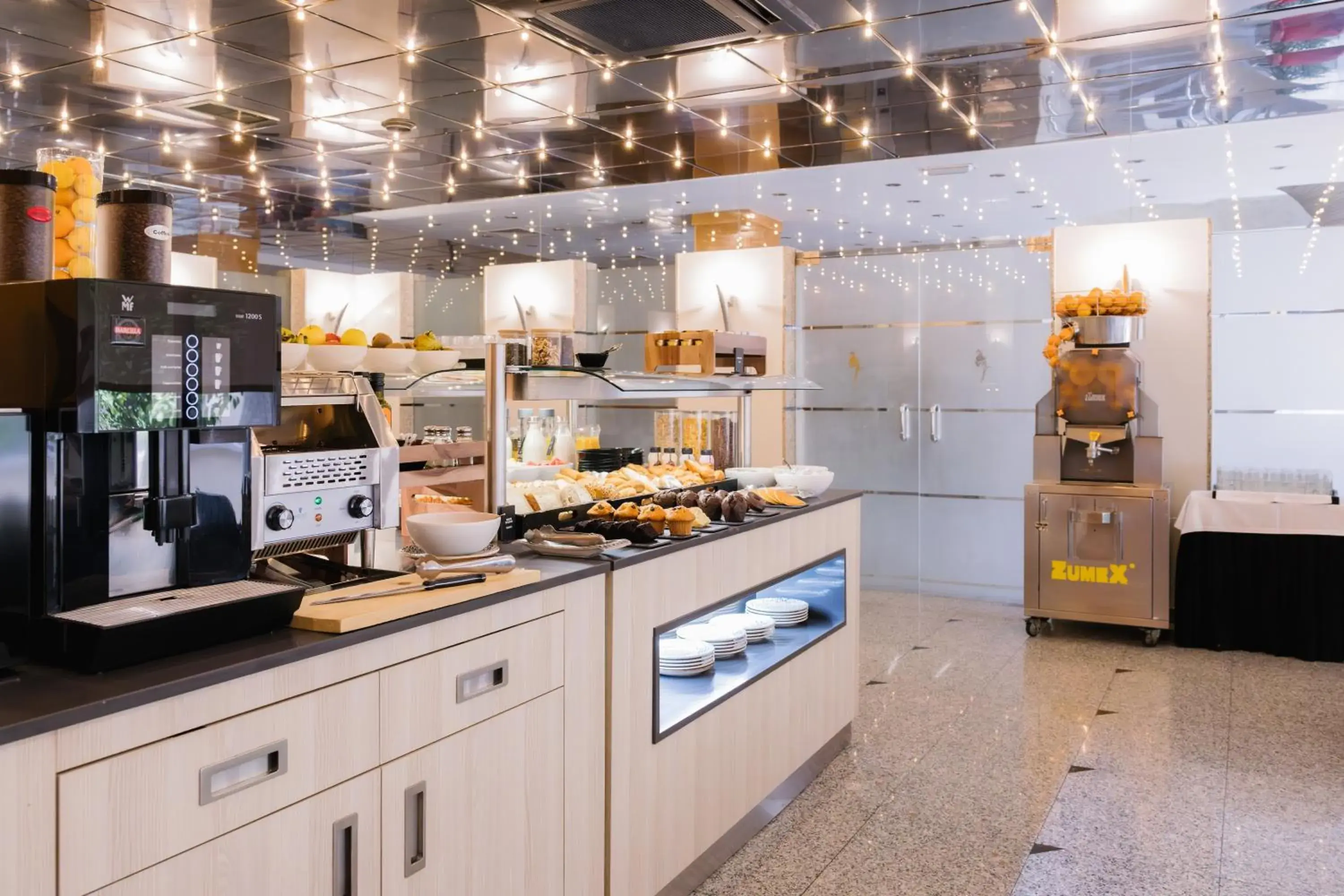 Buffet breakfast in Civis Jaime I Buffet breakfast in Civis Jaime I