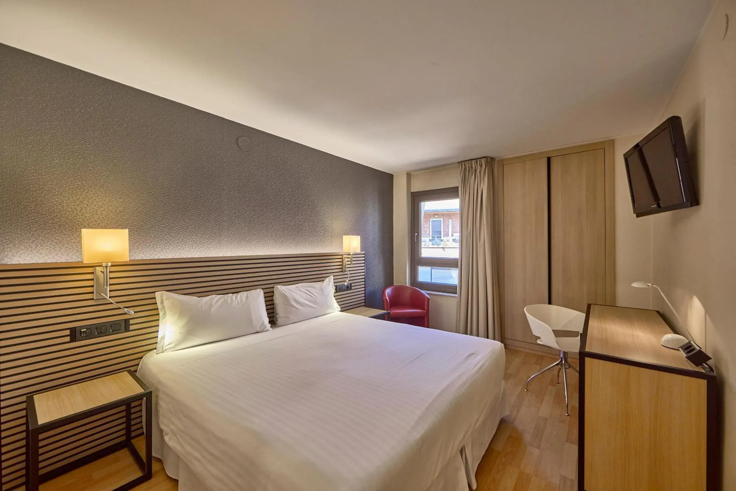 Photo of the whole room, Bed in Civis Jaime I Photo of the whole room, Bed in Civis Jaime I