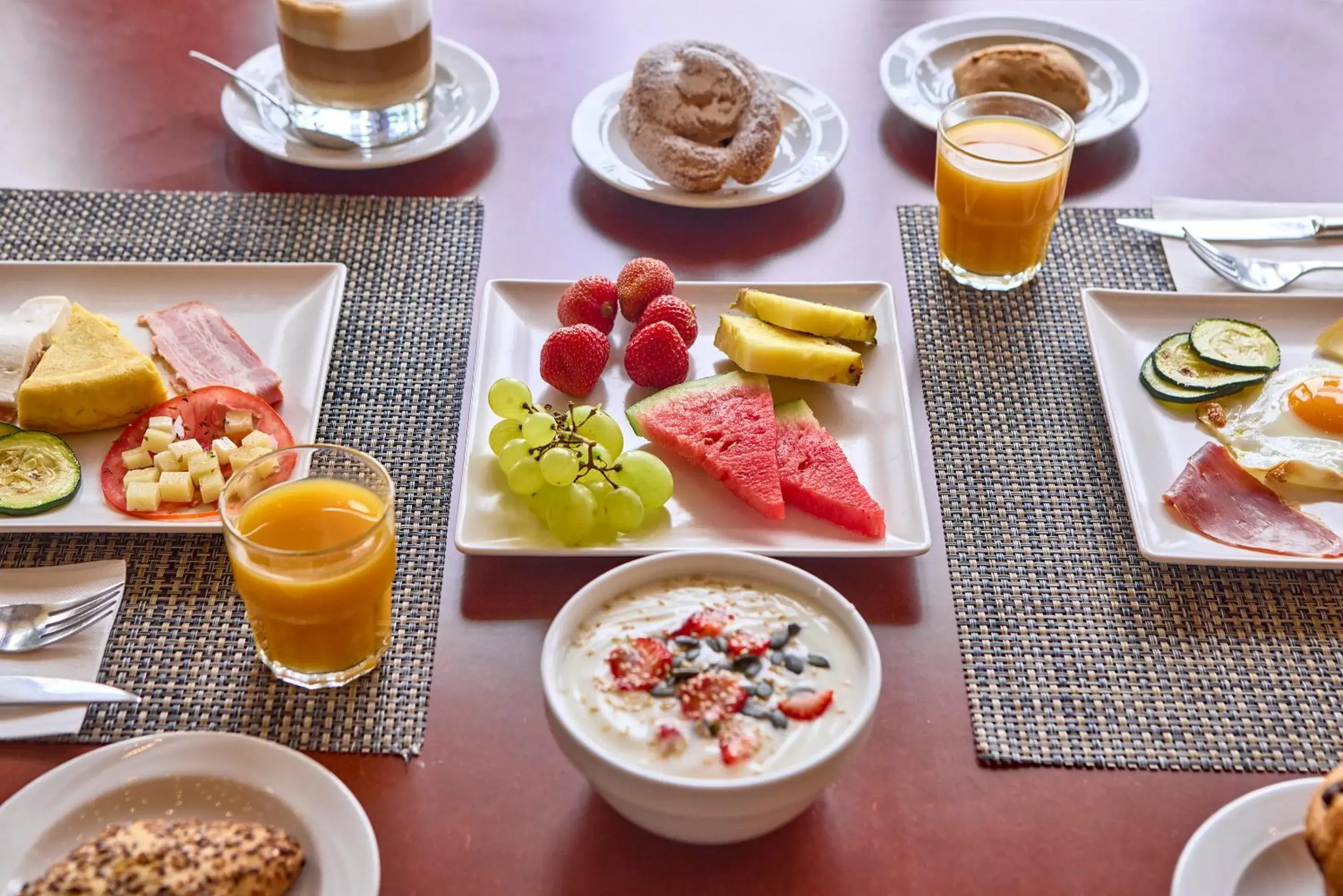 Breakfast in Civis Jaime I Breakfast in Civis Jaime I