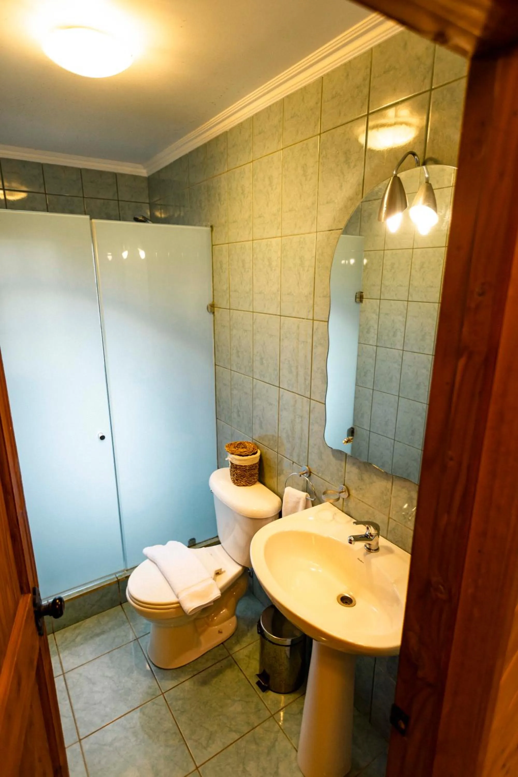 Shower in Green Baker Lodge