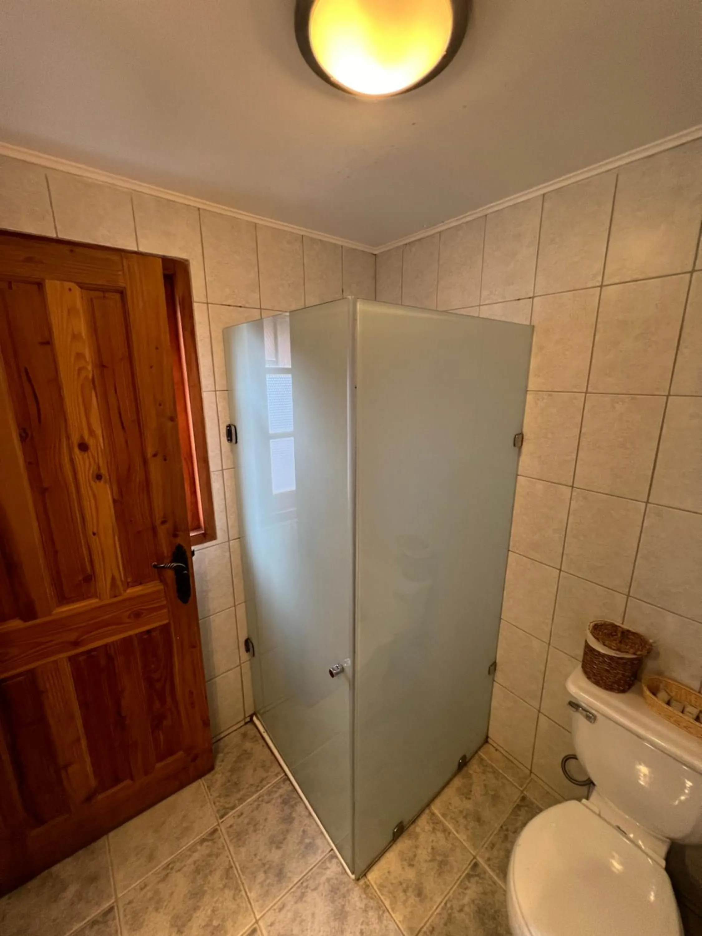 Toilet in Green Baker Lodge