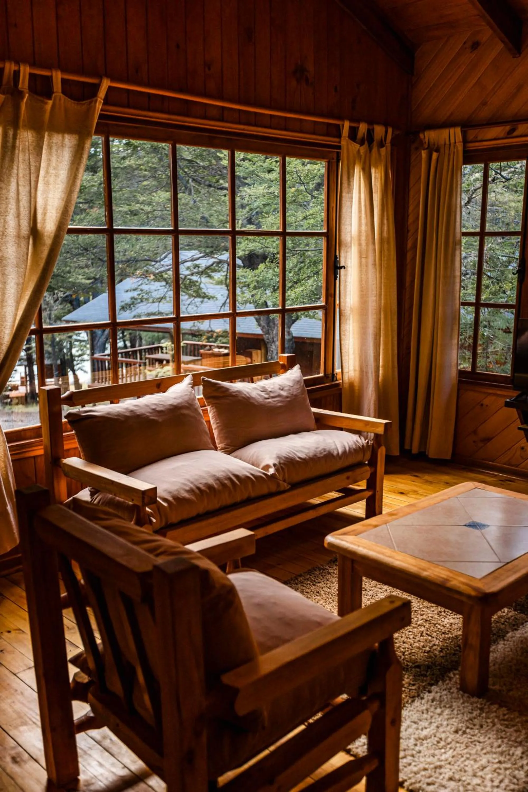 Living room in Green Baker Lodge