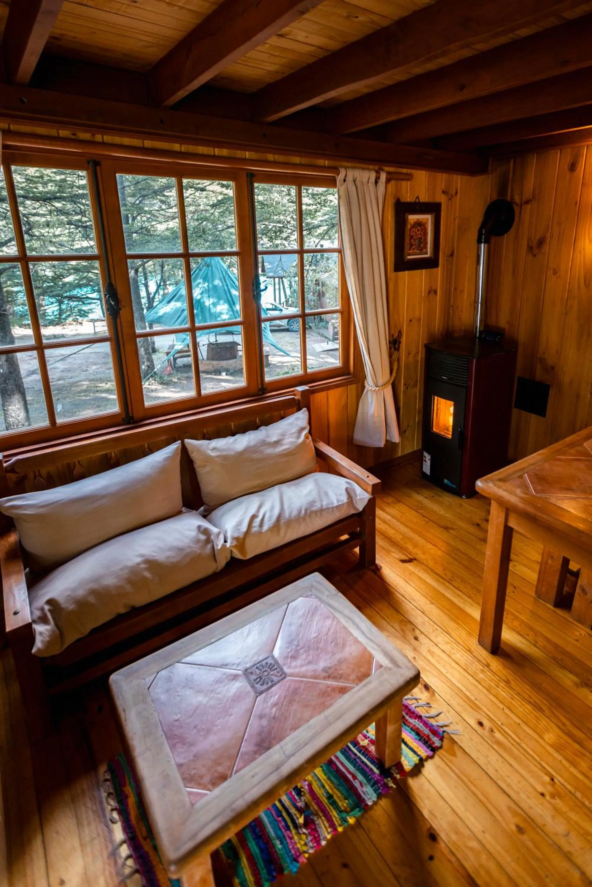 Living room in Green Baker Lodge