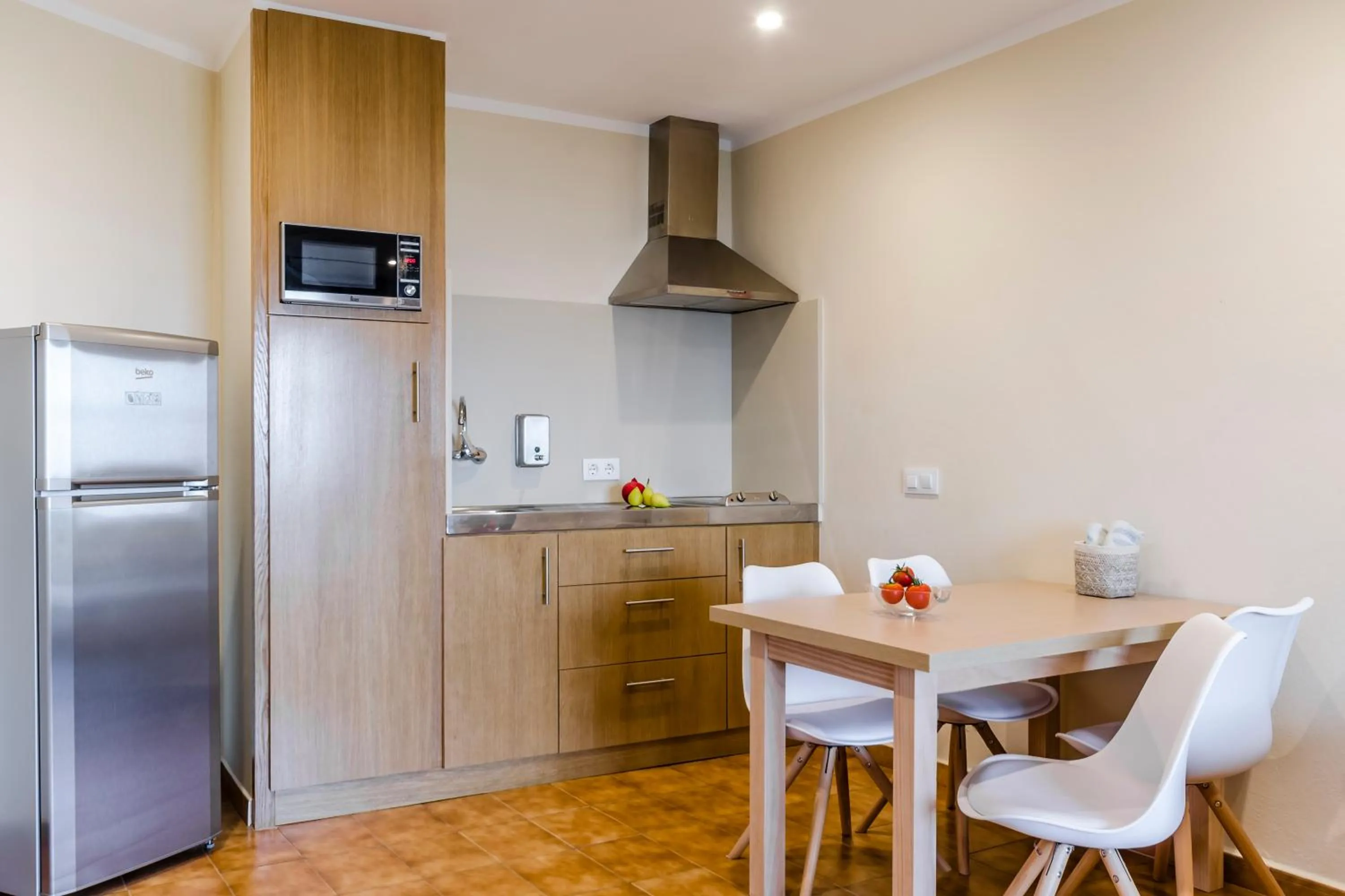 Kitchen or kitchenette in Apartamentos Blancala