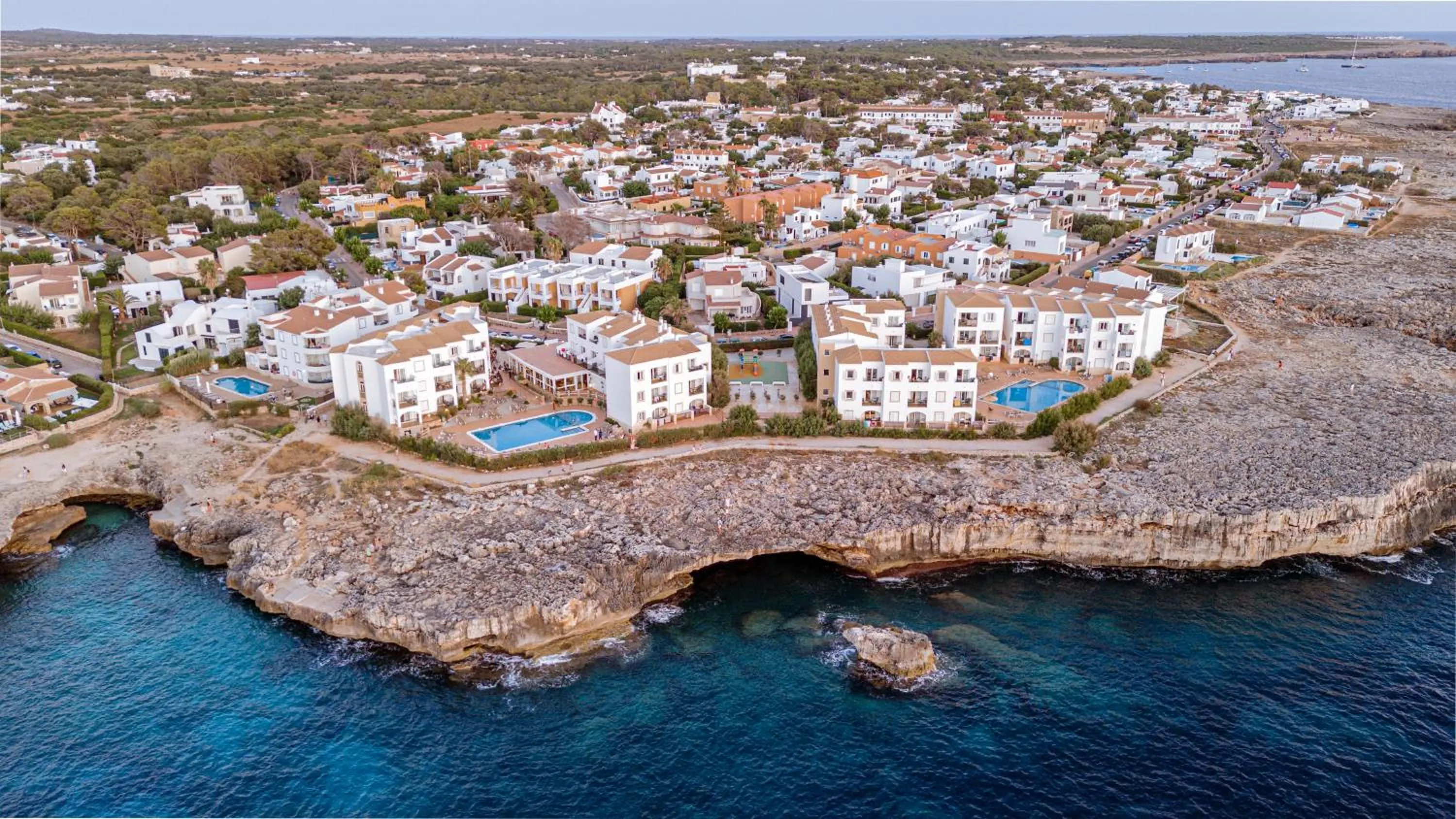 Property building in Apartamentos Blancala