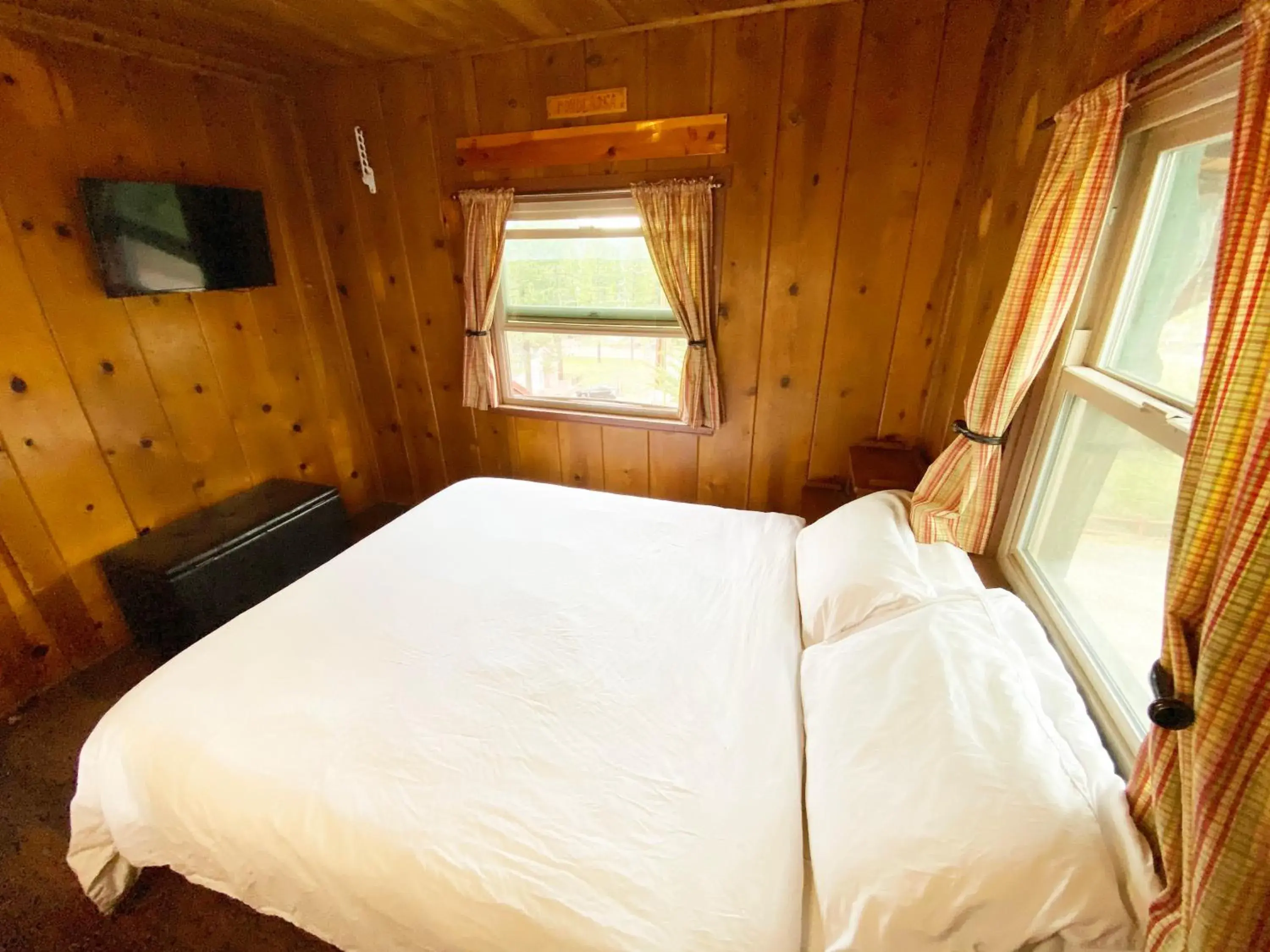 Bed in ITH Big Bear Lake Hostel & Lodge Bed in ITH Big Bear Lake Hostel & Lodge