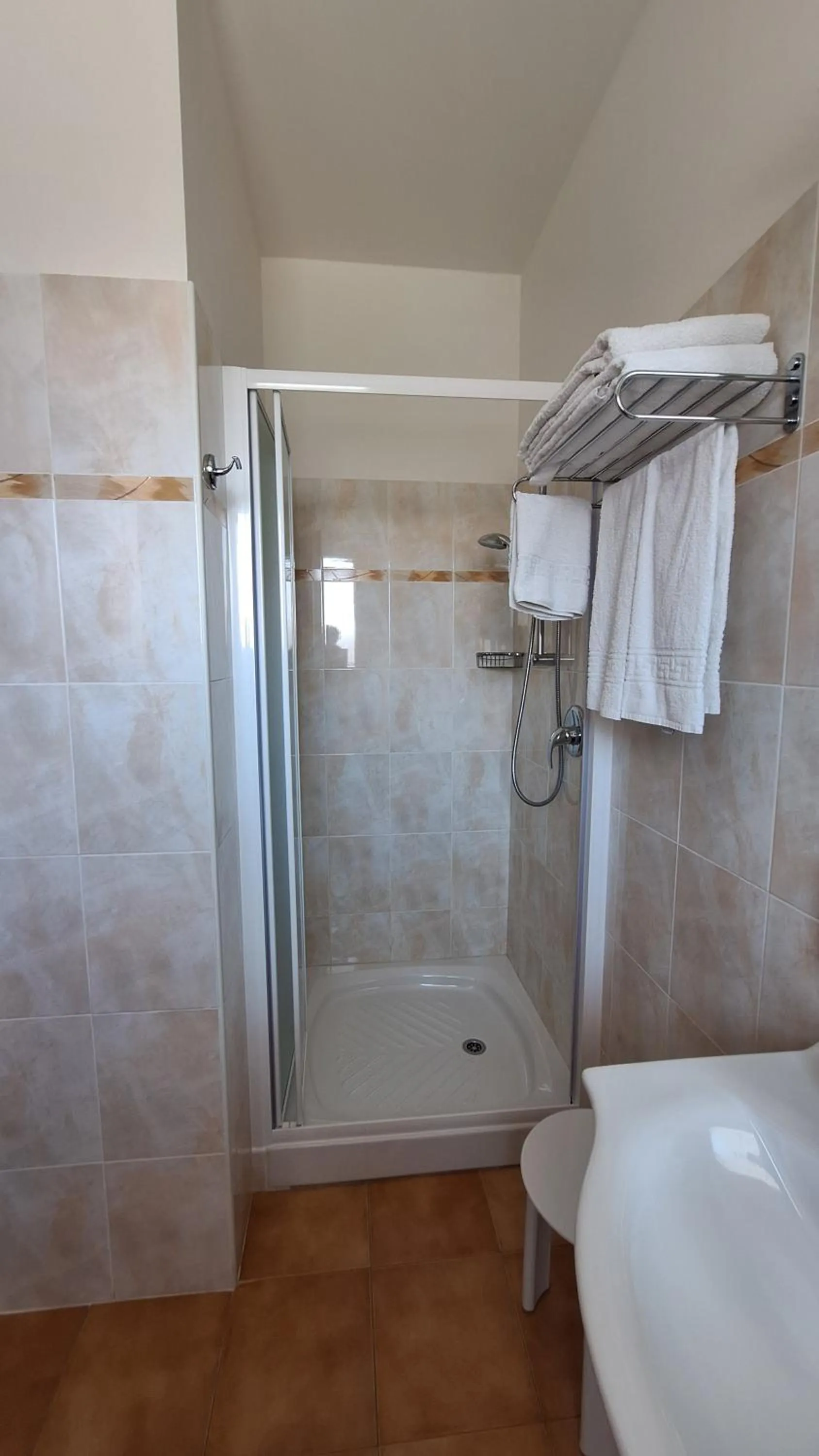 Shower in Hotel Massimo