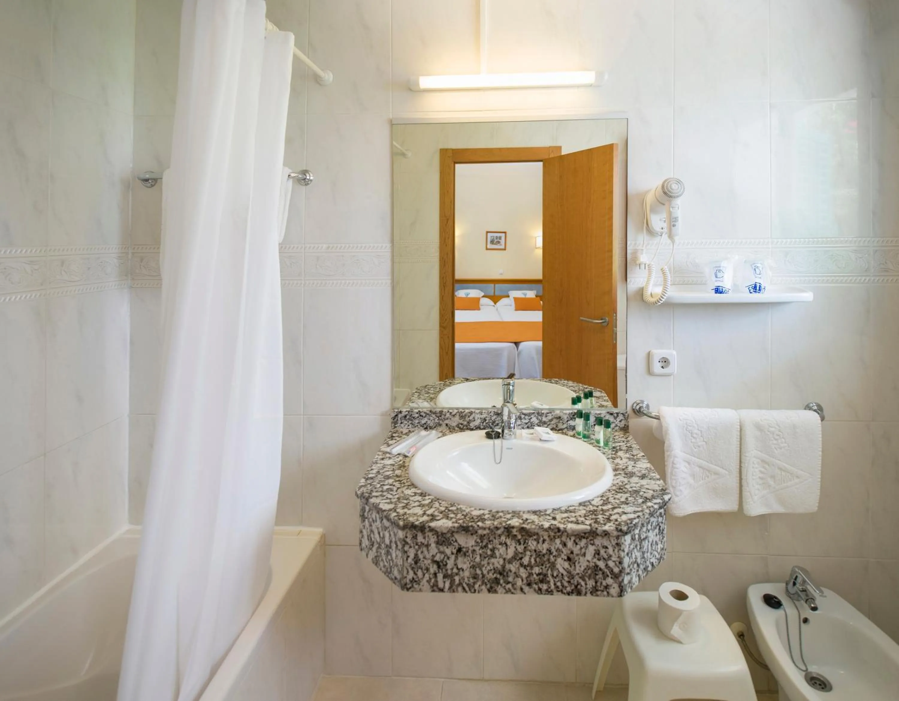 Bathroom in Hotel Osiris Ibiza