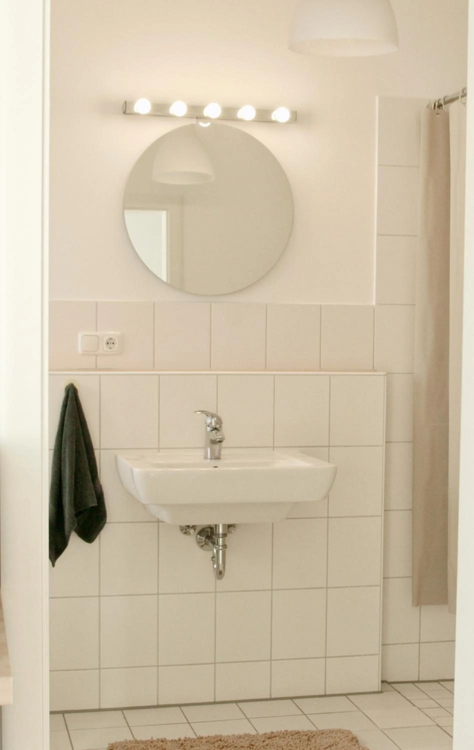 Shower in The Manhattan A Boutique Hotel By American Ease