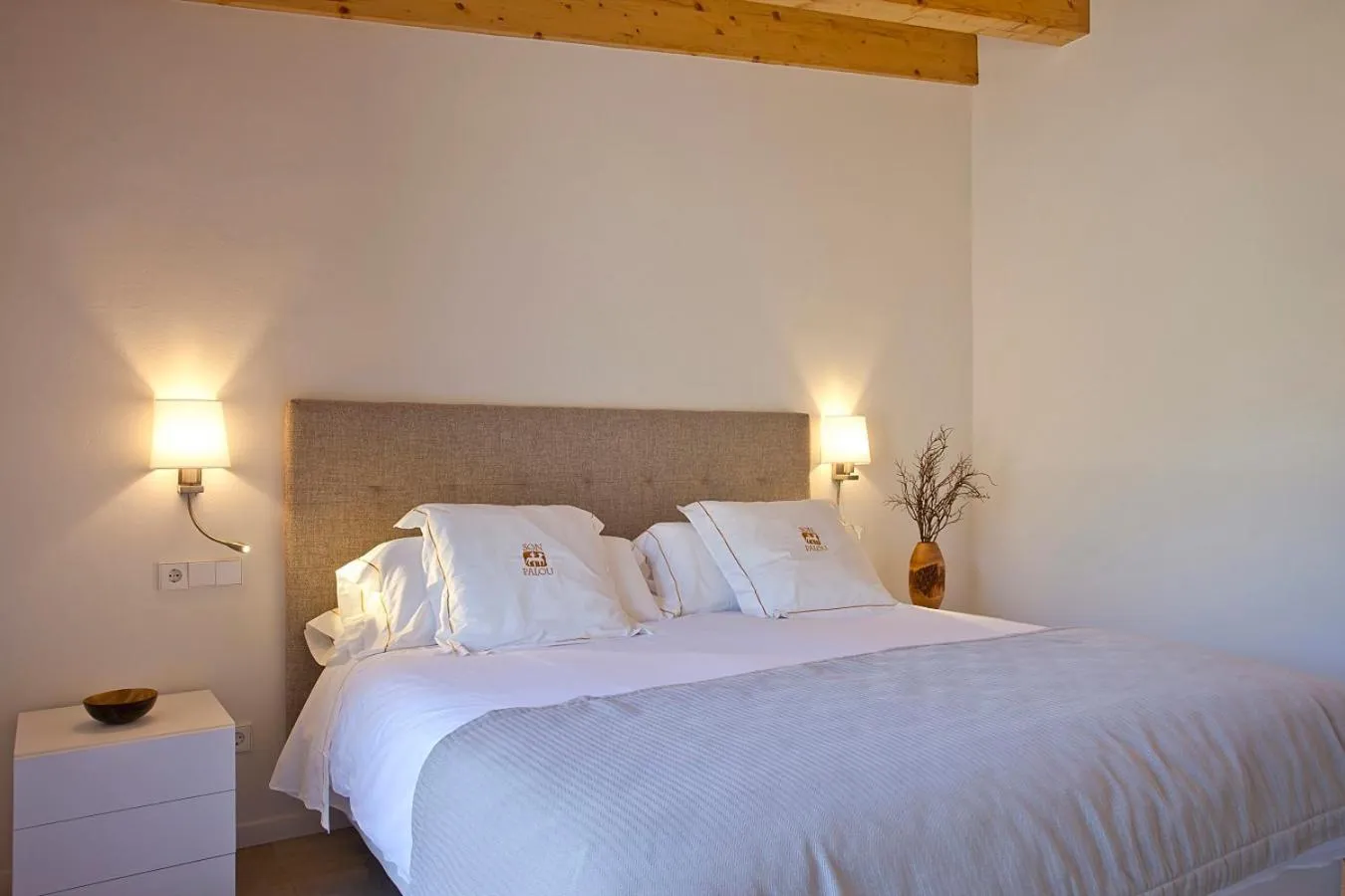 Bedroom, Bed in Finca Hotel Son Palou