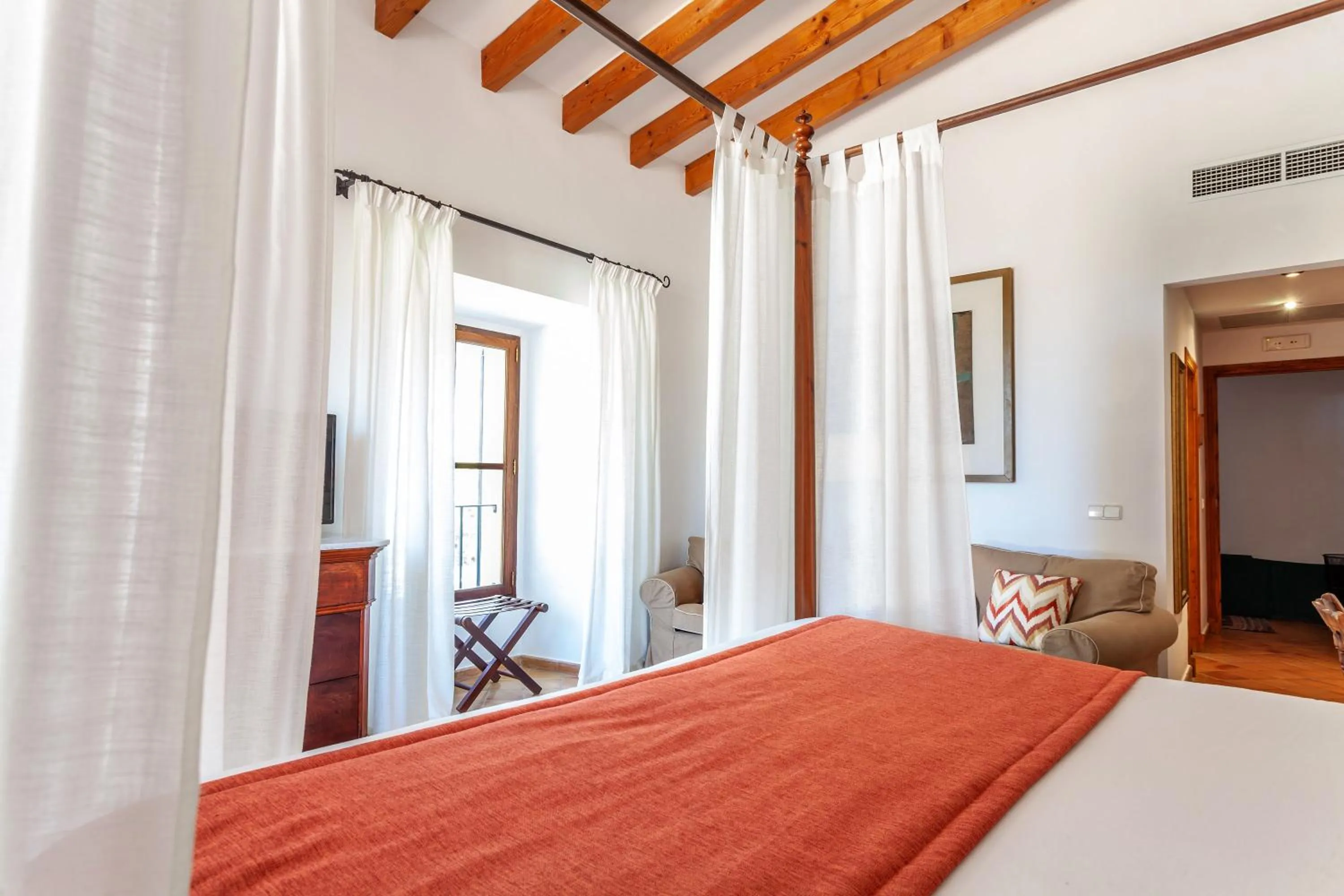 Photo of the whole room, Bed in Finca Hotel Son Palou