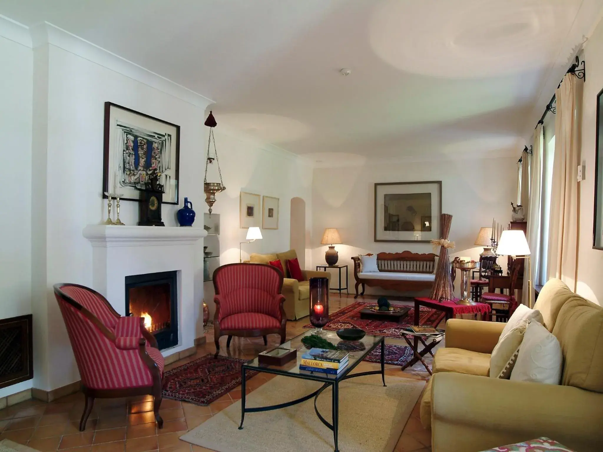 Lounge or bar in Finca Hotel Son Palou Lounge or bar in Finca Hotel Son Palou