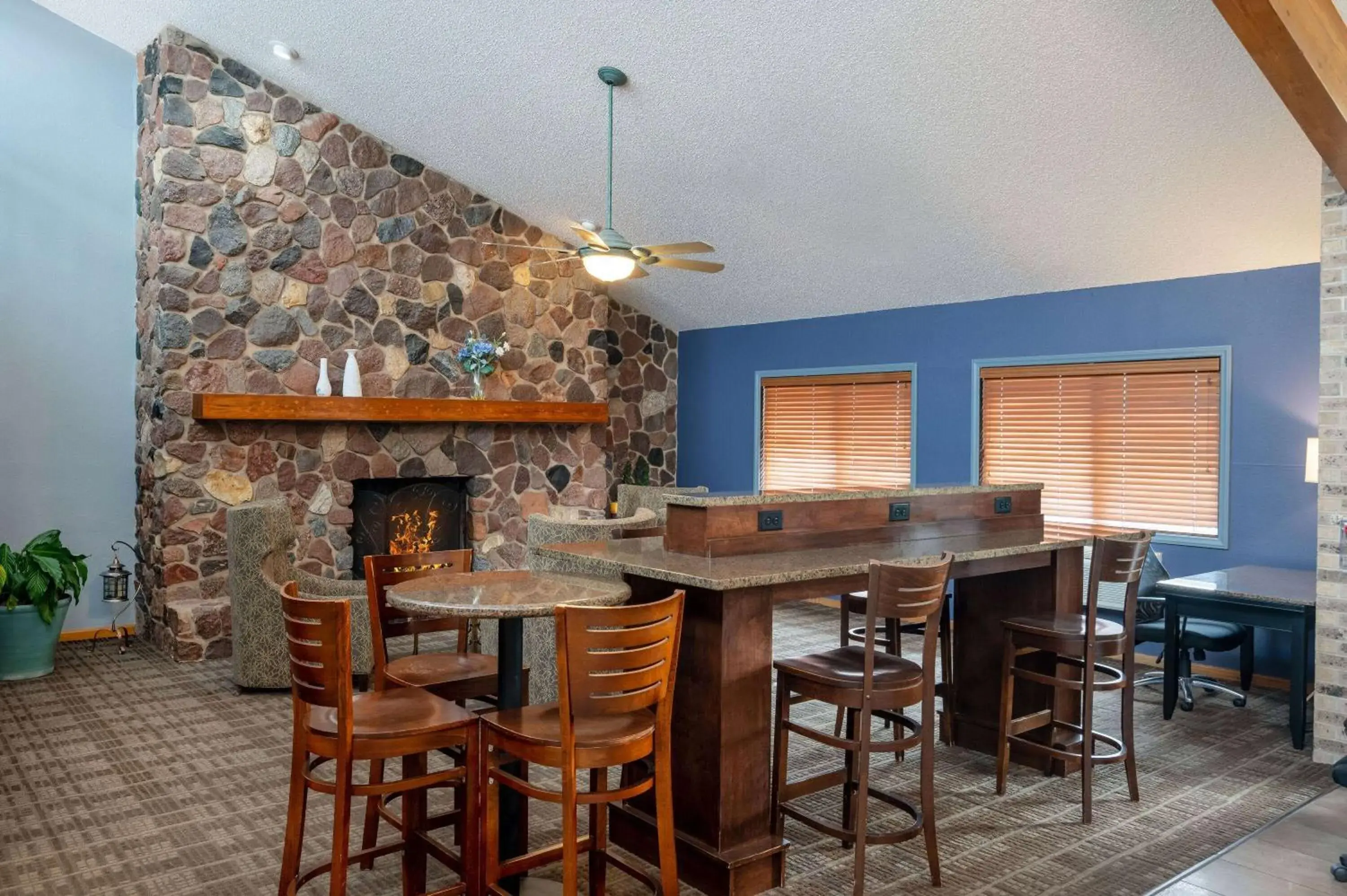 Lobby or reception in AmericInn by Wyndham Eau Claire Lobby or reception in AmericInn by Wyndham Eau Claire