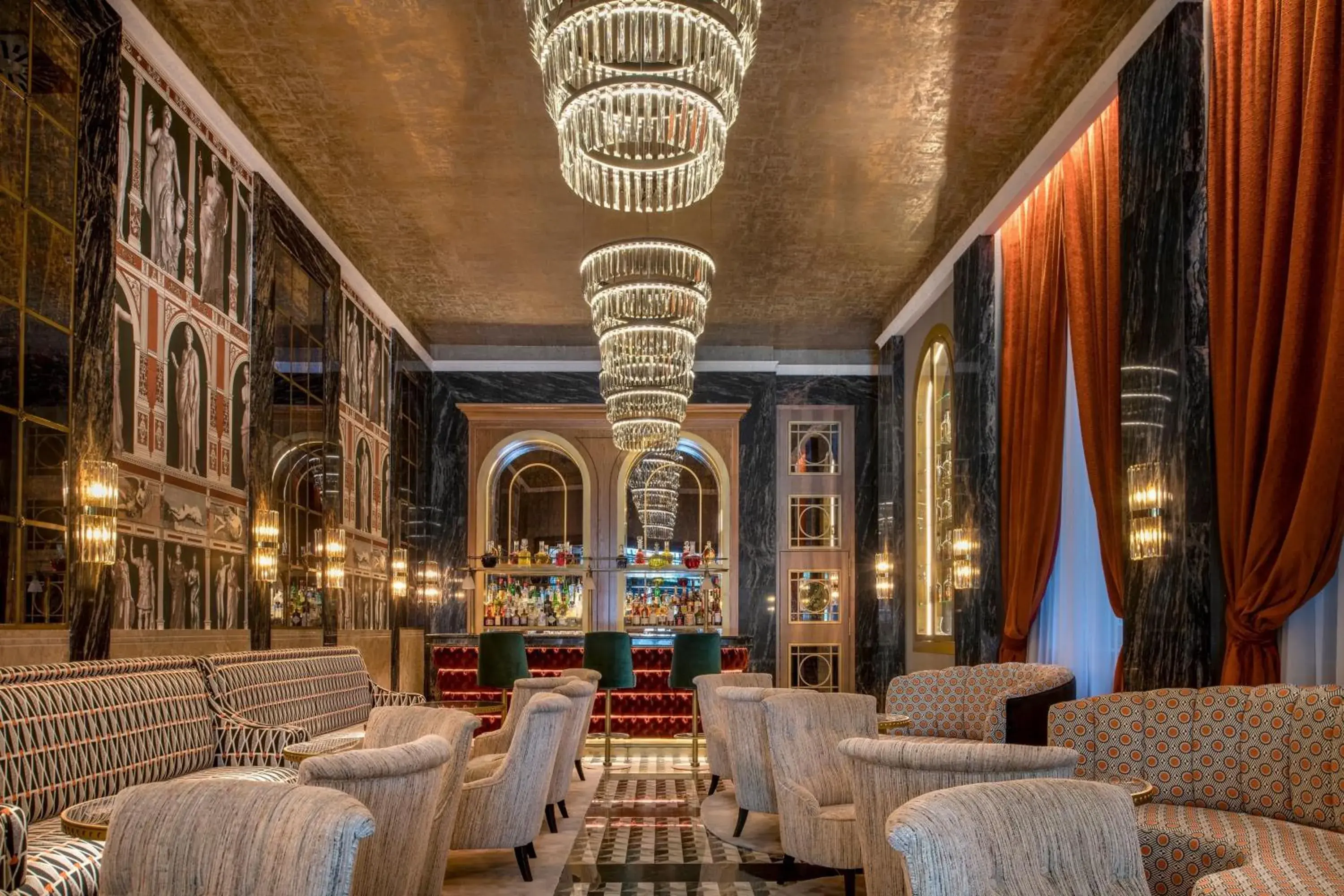 Lounge or bar in Hotel Palacio del Retiro, Autograph Collection Lounge or bar in Hotel Palacio del Retiro, Autograph Collection
