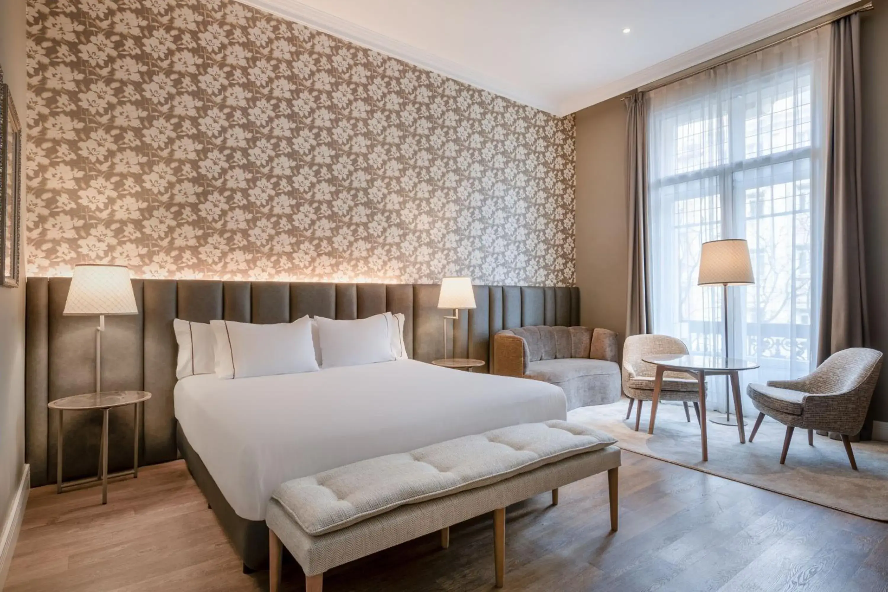 Photo of the whole room, Bed in Hotel Palacio del Retiro, Autograph Collection Photo of the whole room, Bed in Hotel Palacio del Retiro, Autograph Collection