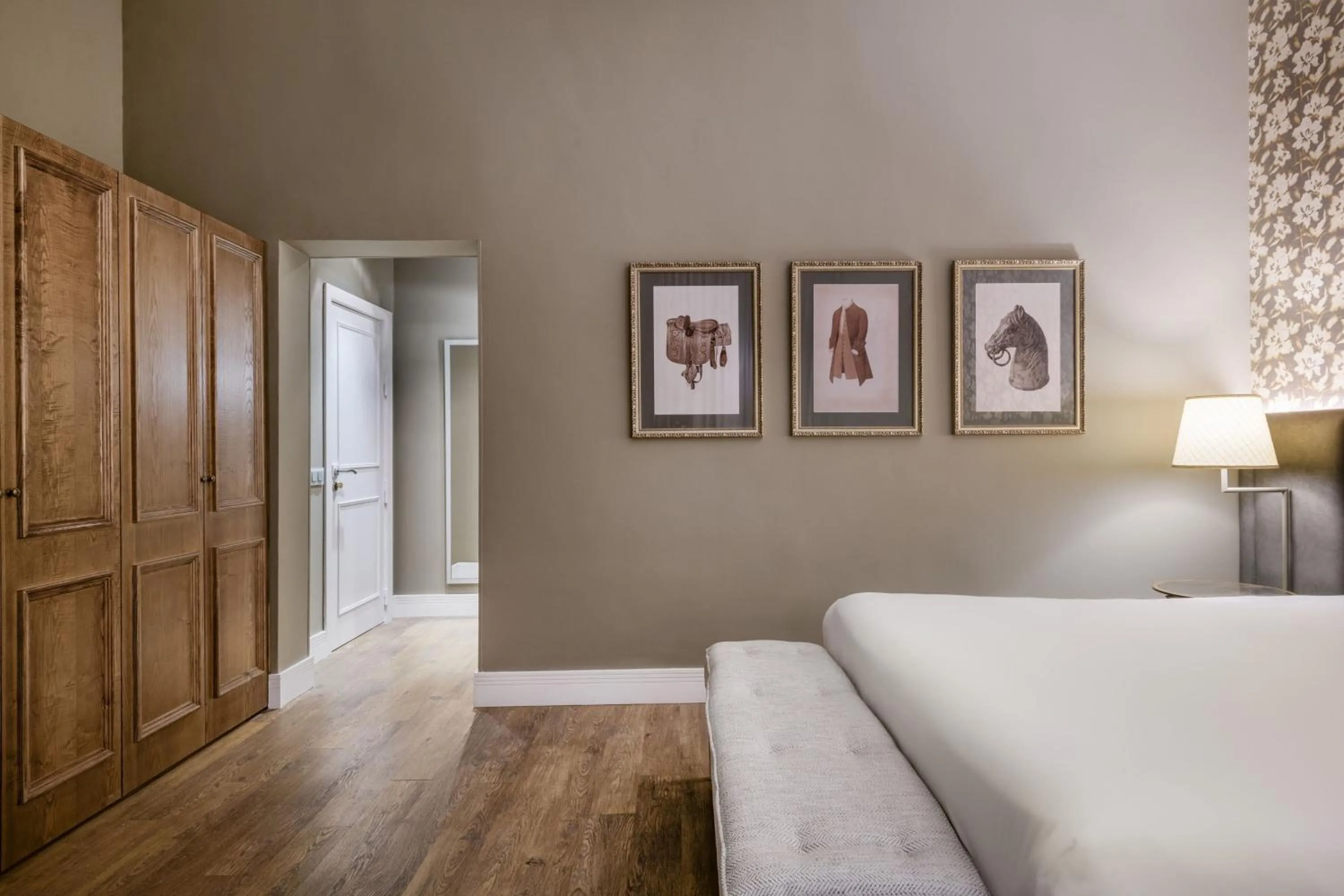 Photo of the whole room, Bed in Hotel Palacio del Retiro, Autograph Collection