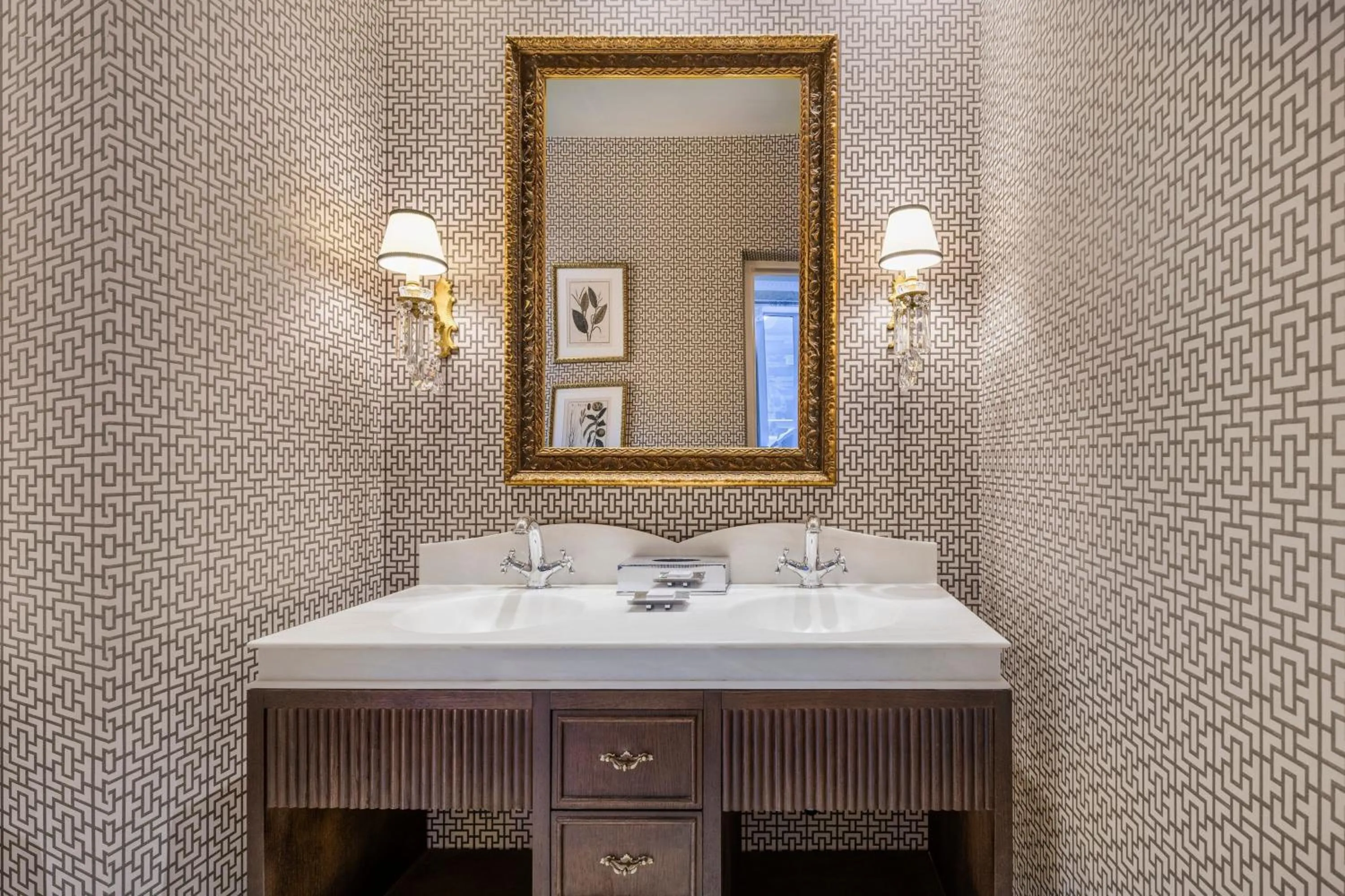 Photo of the whole room in Hotel Palacio del Retiro, Autograph Collection