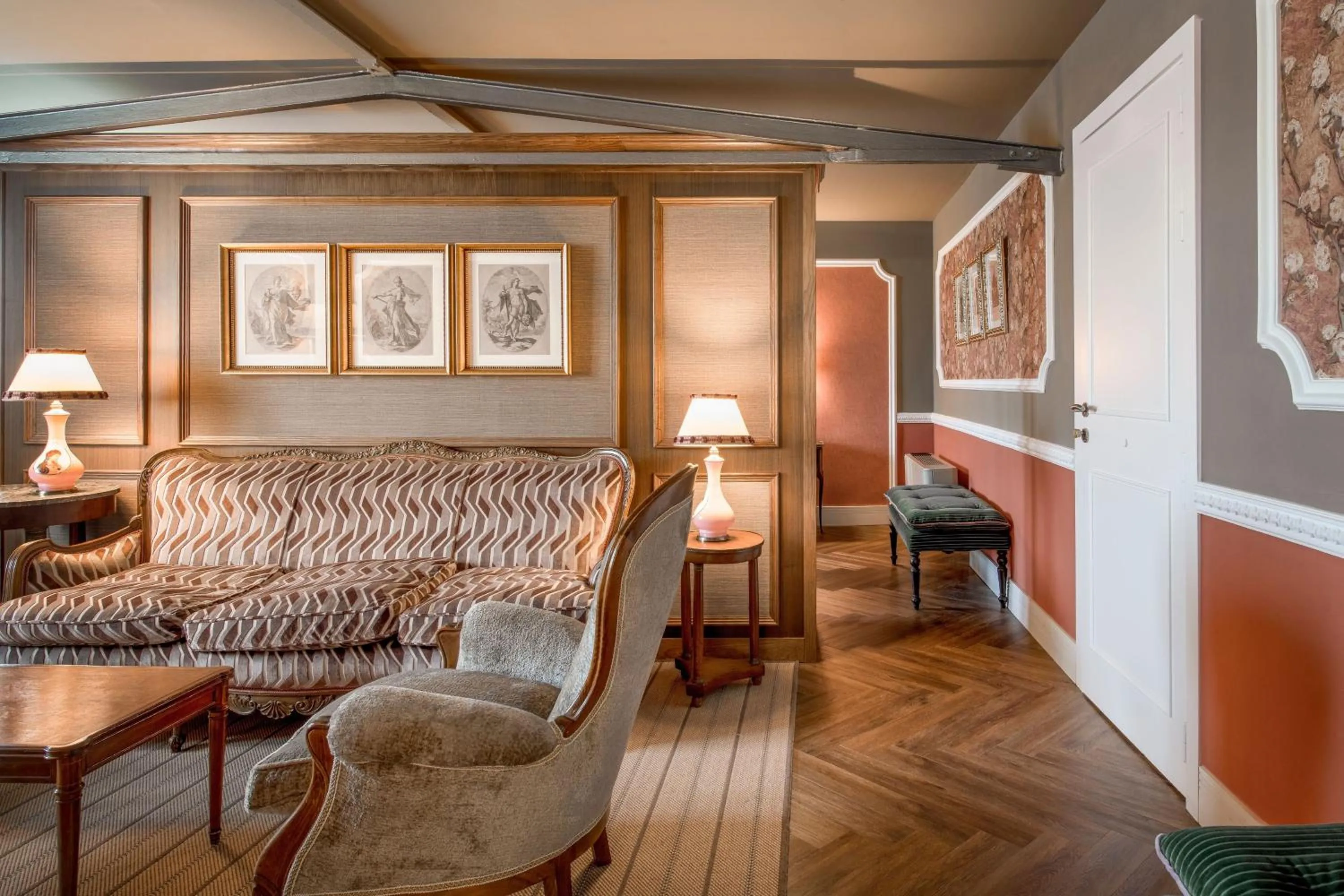 Photo of the whole room in Hotel Palacio del Retiro, Autograph Collection