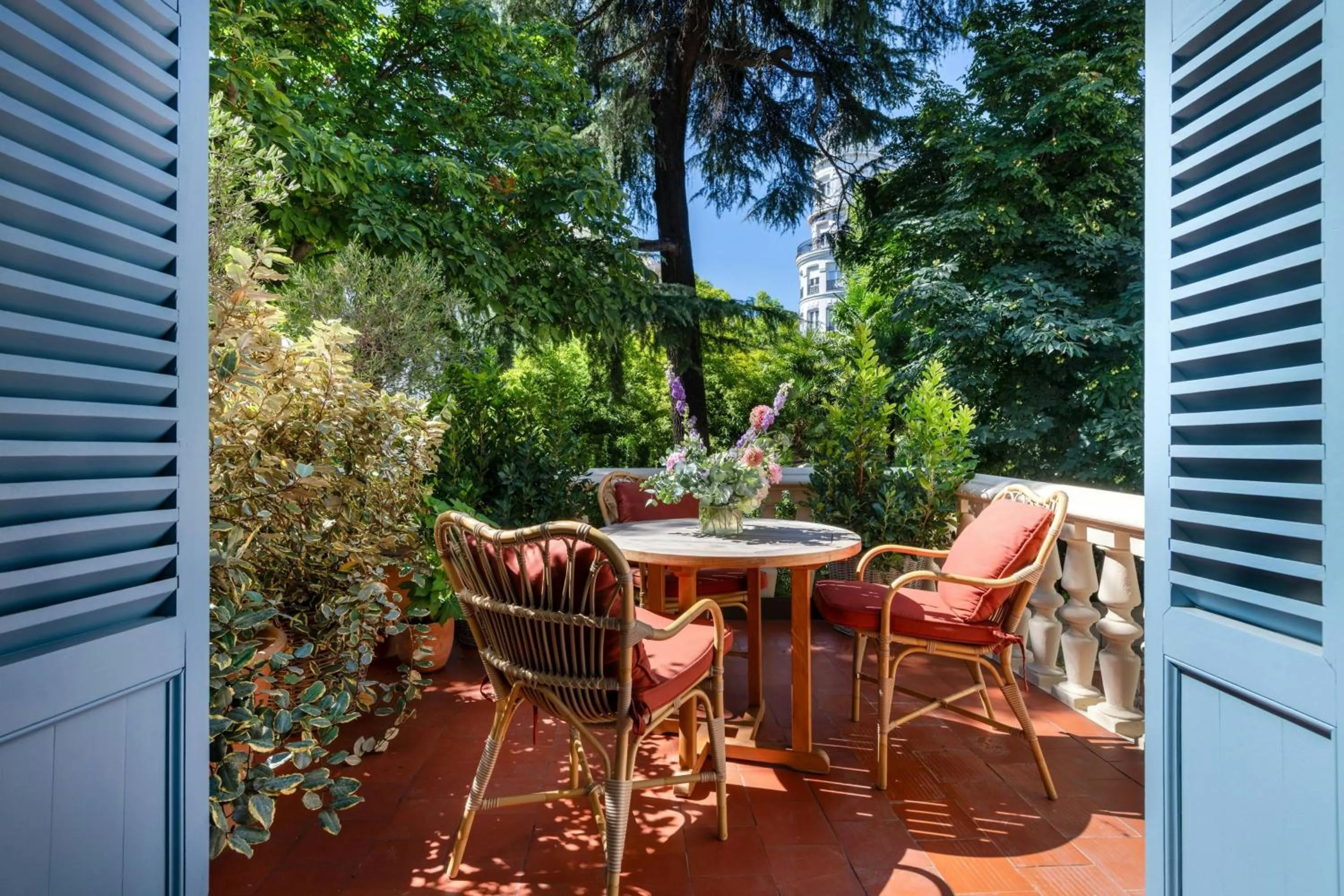 Photo of the whole room in Santo Mauro, a Luxury Collection Hotel, Madrid