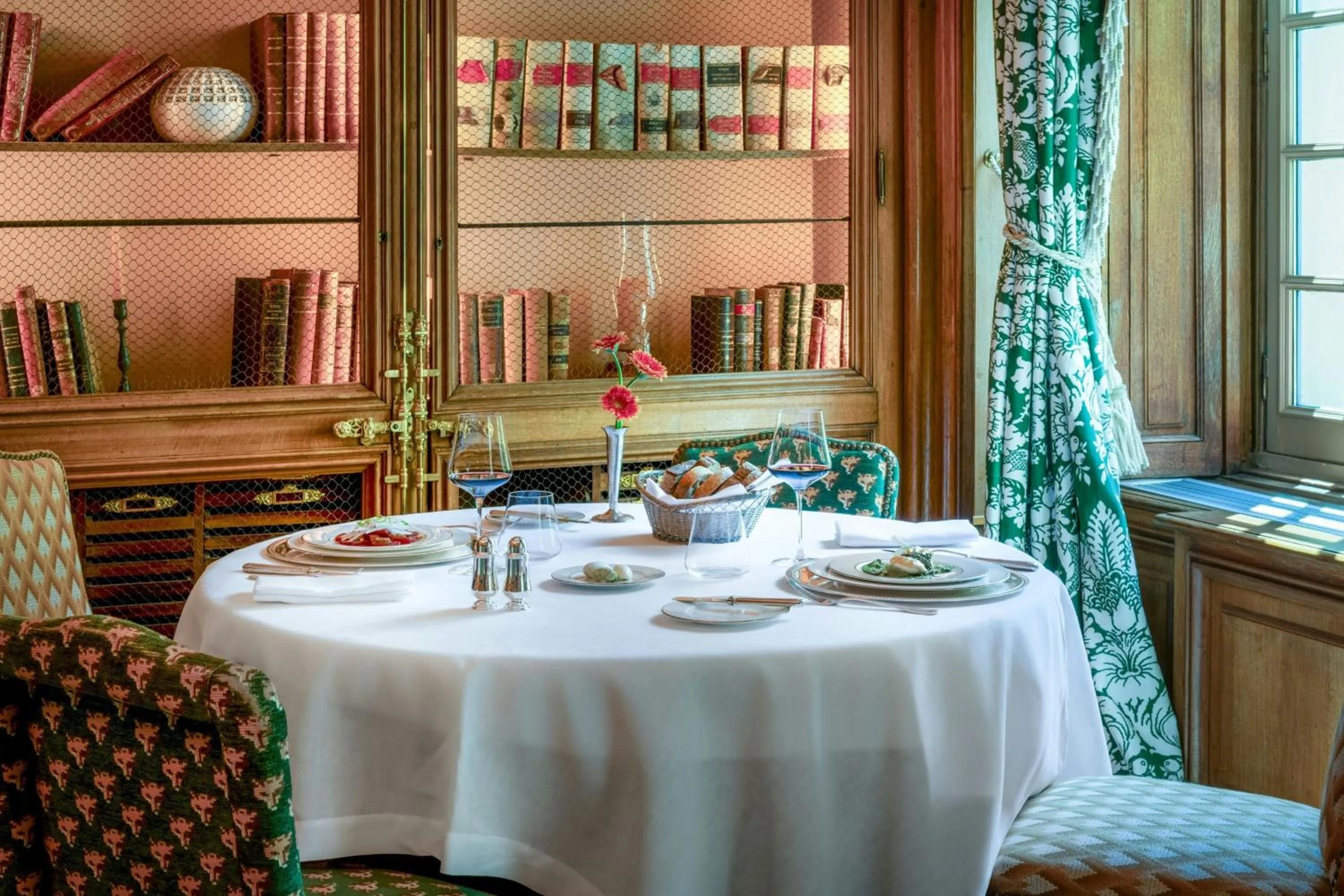 Restaurant/places to eat in Santo Mauro, a Luxury Collection Hotel, Madrid