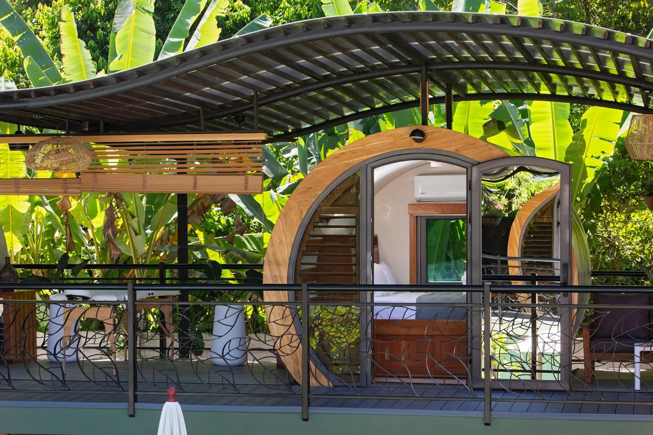 Property building in Saranda Boutique Hotel