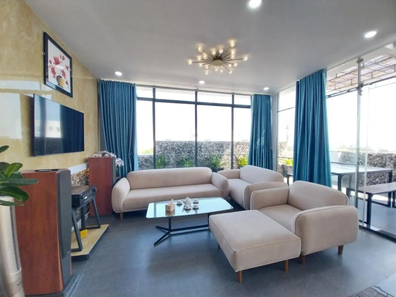 Living room in Santini Hotel