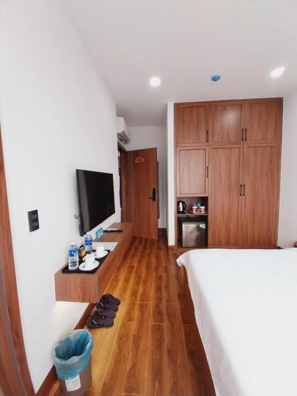 acessibility, Bed in Santini Hotel