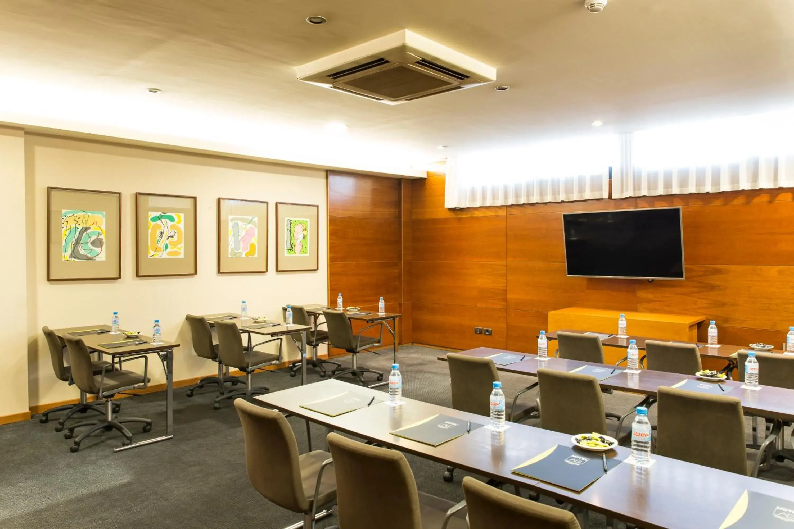 Meeting/conference room, Restaurant/Places to Eat in Sercotel AB Arganda