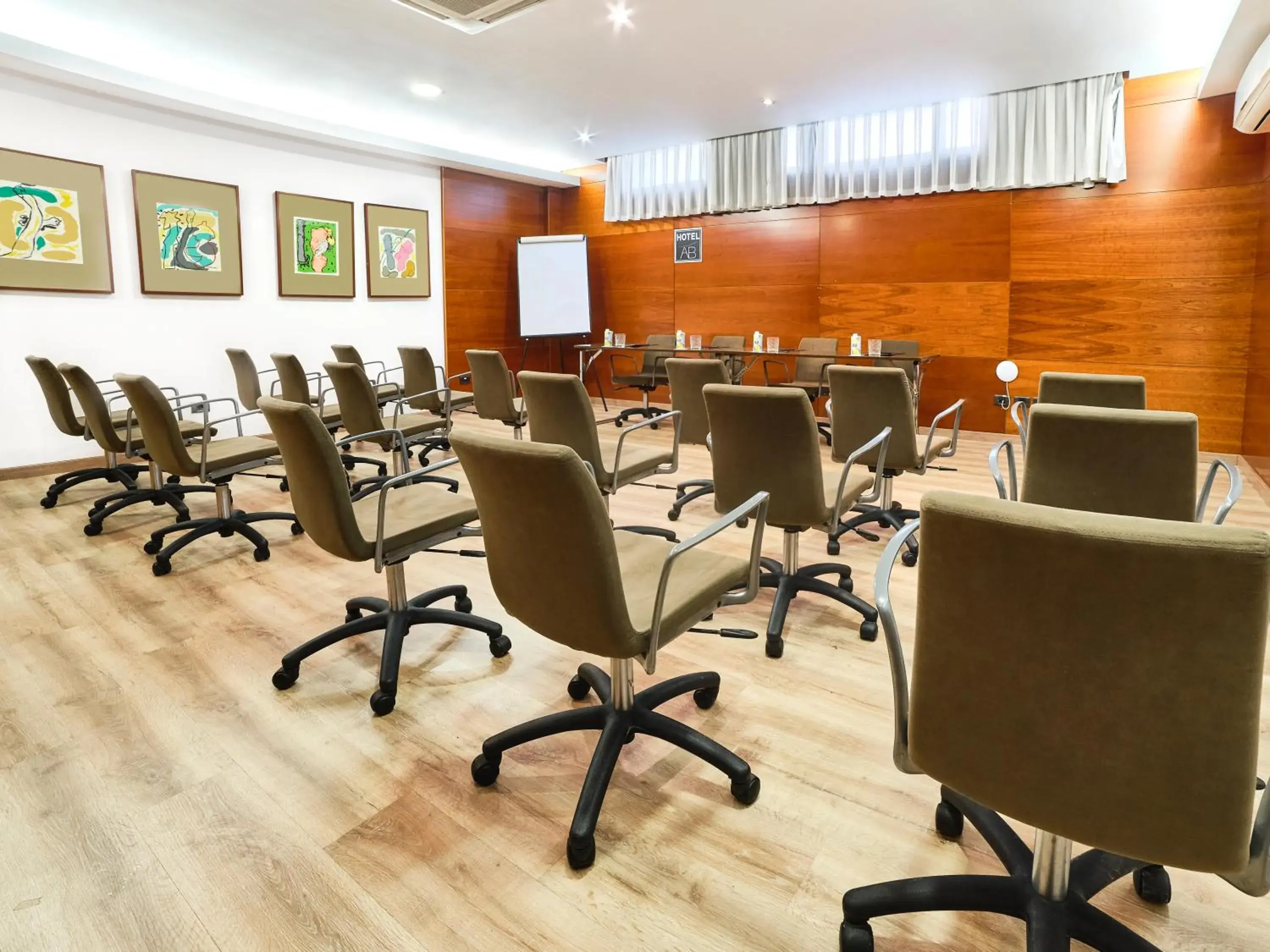 Meeting/conference room in Sercotel AB Arganda