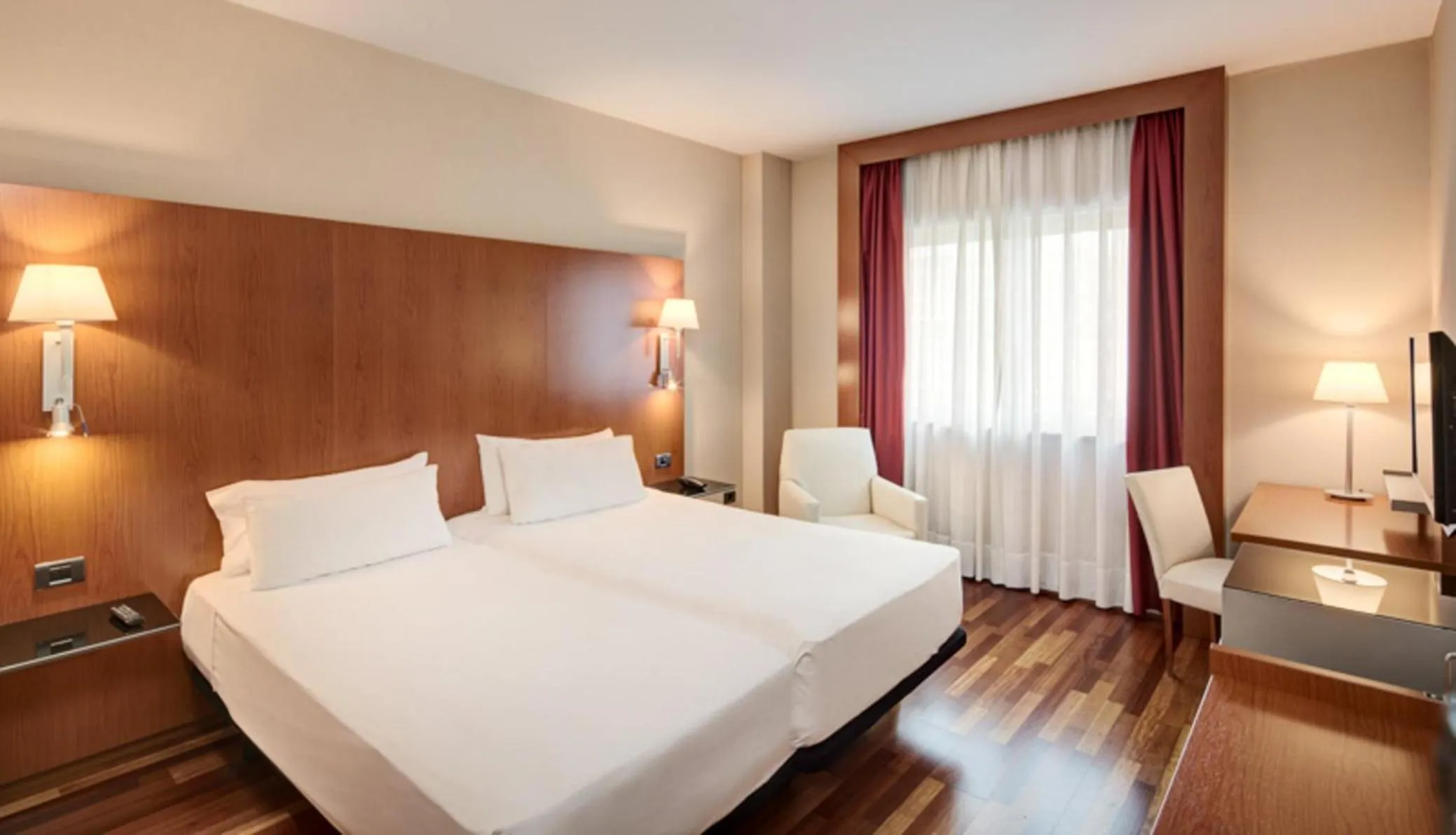 Photo of the whole room, Bed in Sercotel AB Arganda
