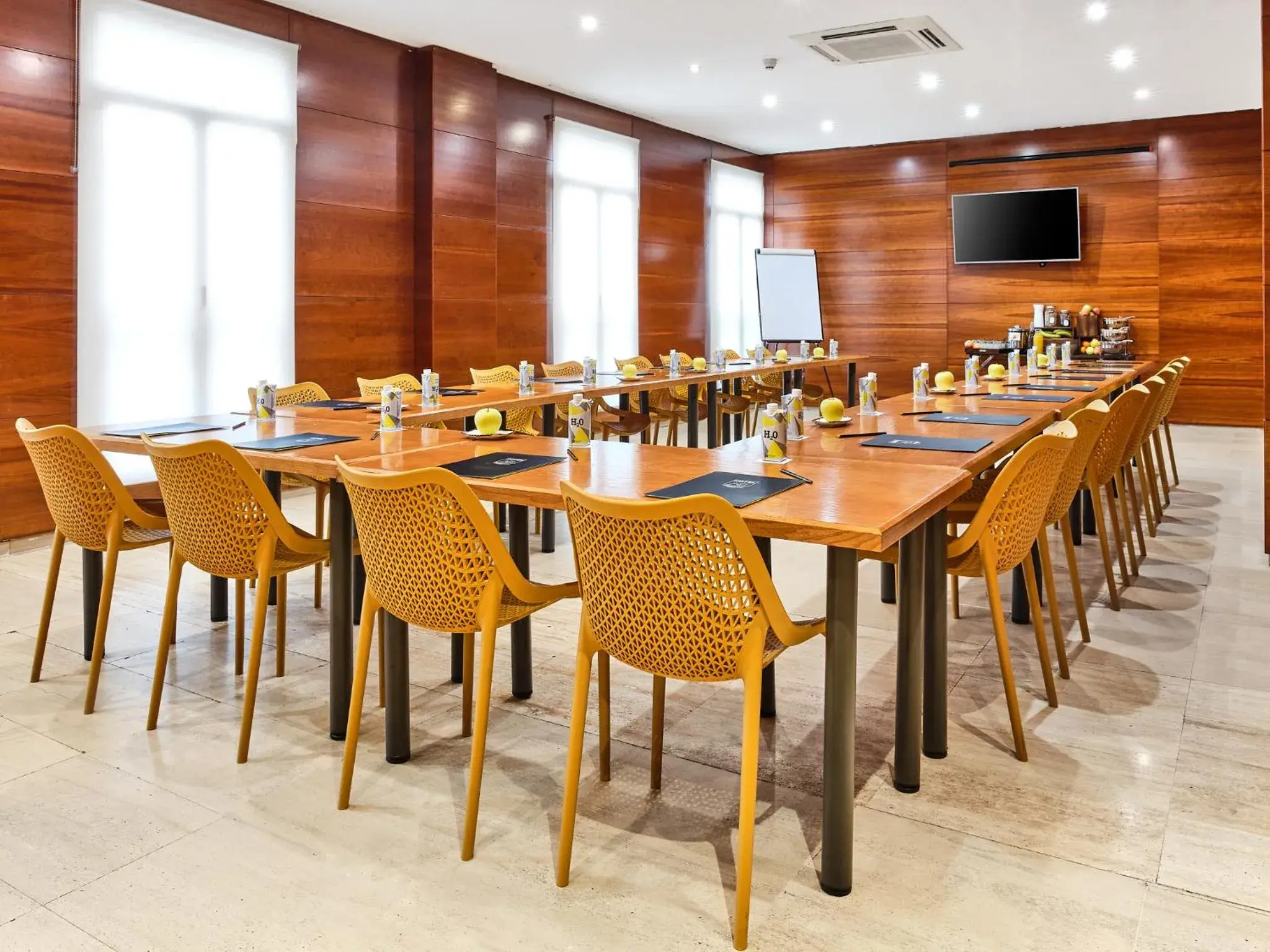 Meeting/conference room, Restaurant/Places to Eat in Sercotel AB Arganda