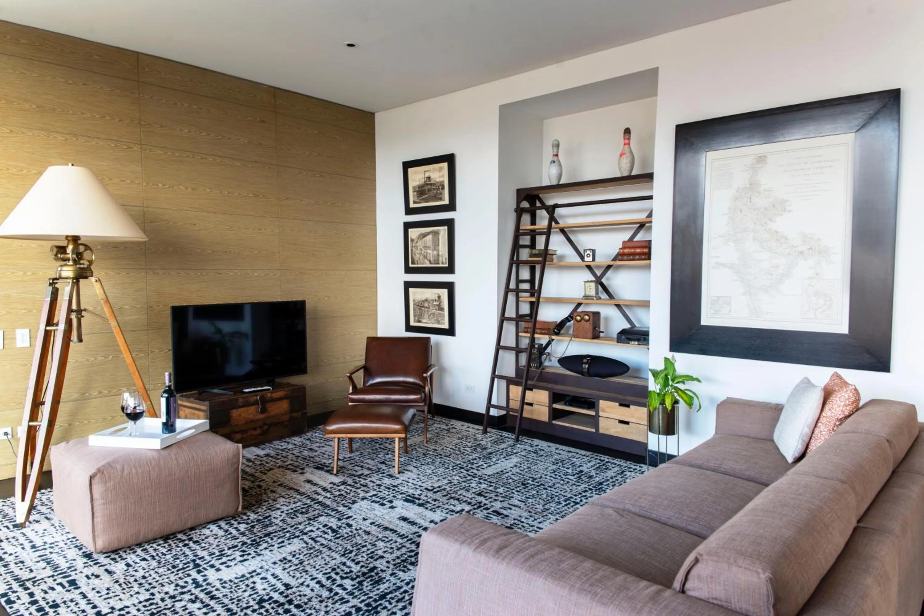 Living room in 8010 Urban Living- Luxury Home Experience