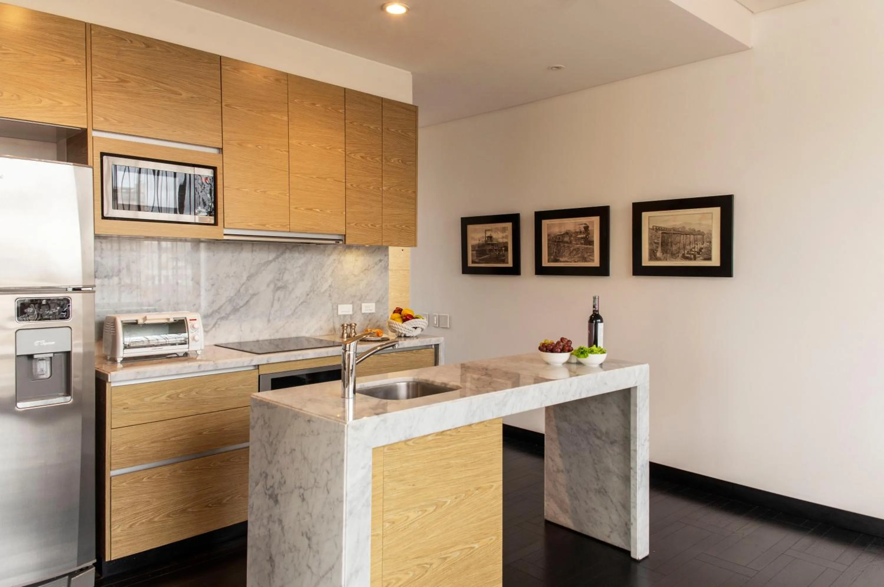 Kitchen or kitchenette in 8010 Urban Living- Luxury Home Experience
