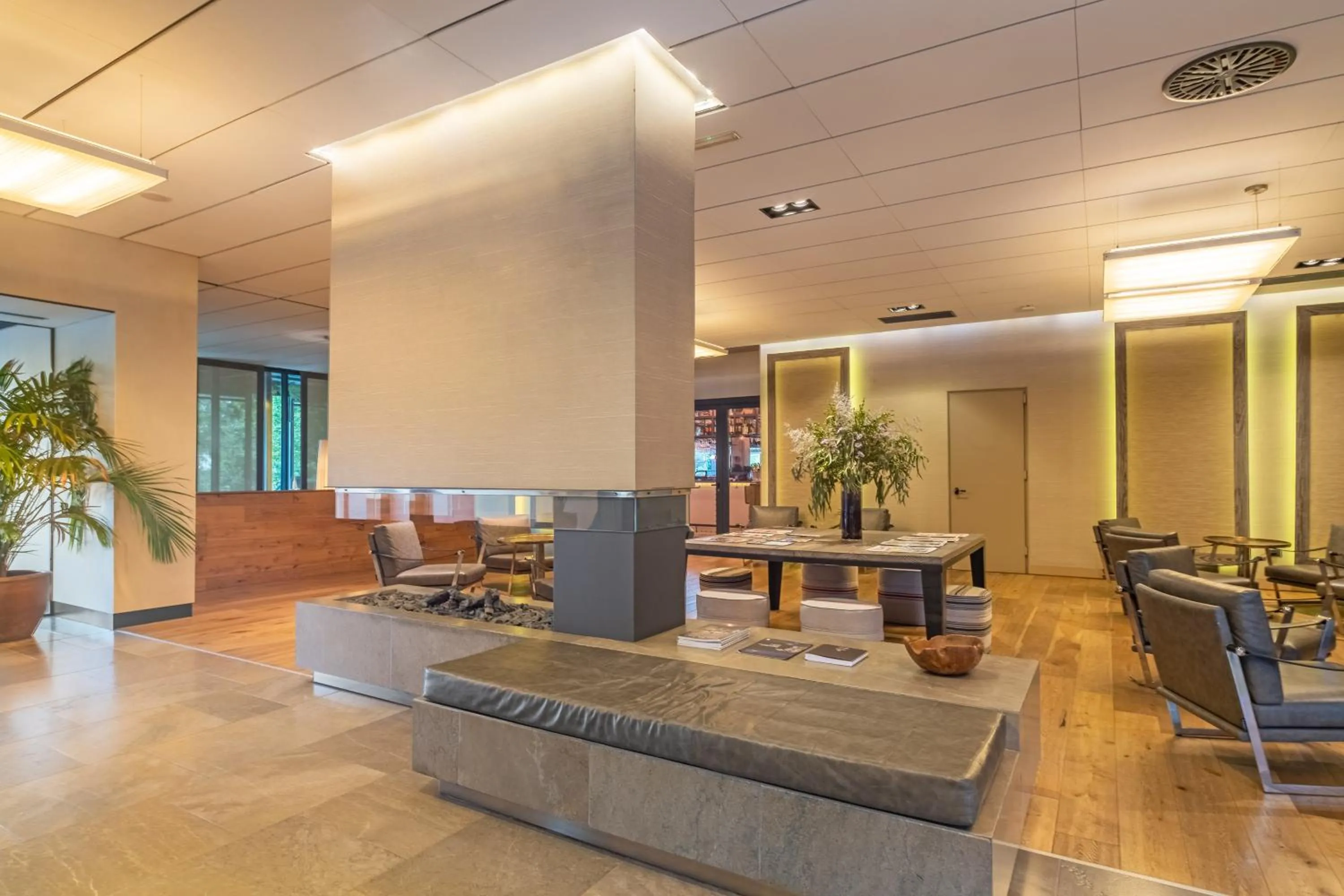 Lobby or reception in Aravaca Village Hotel