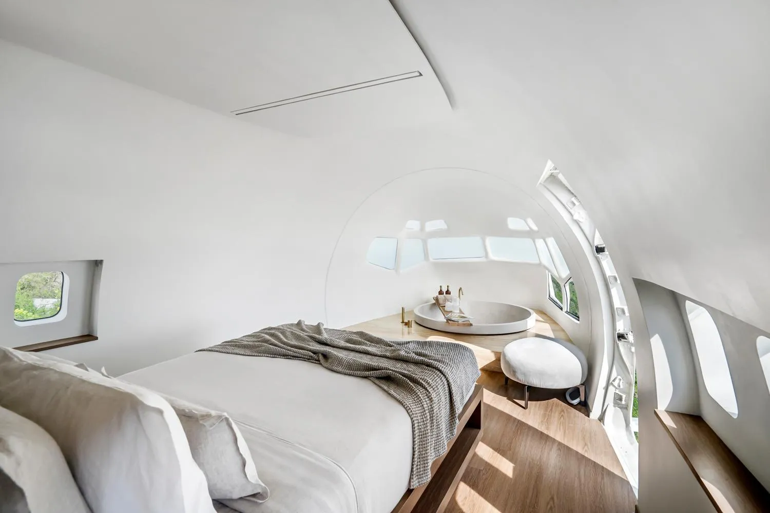 Bed in Private Jet Villa Uluwatu