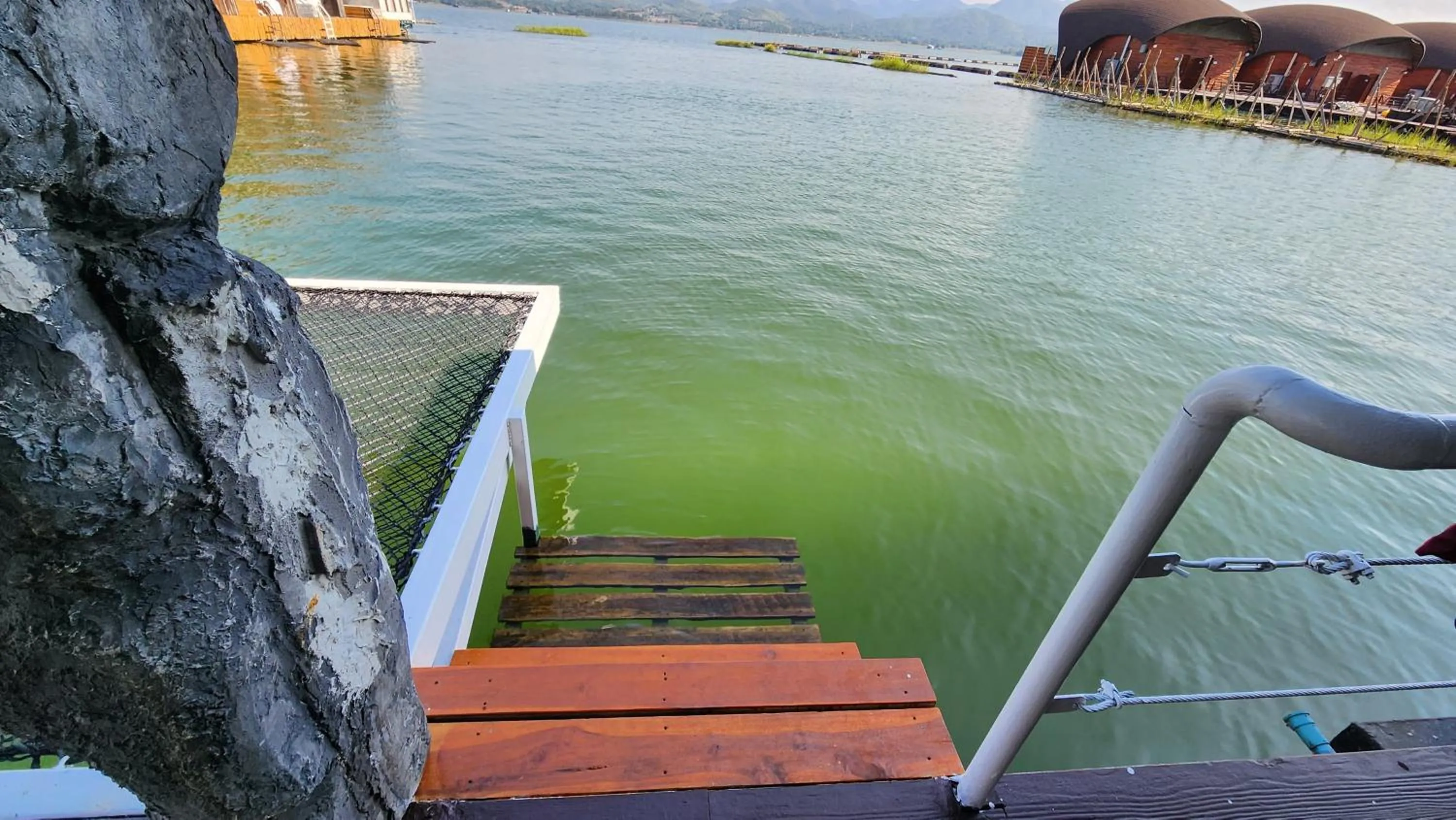 บ้านไร่ วรรณ วาลย์ รีสอร์ท