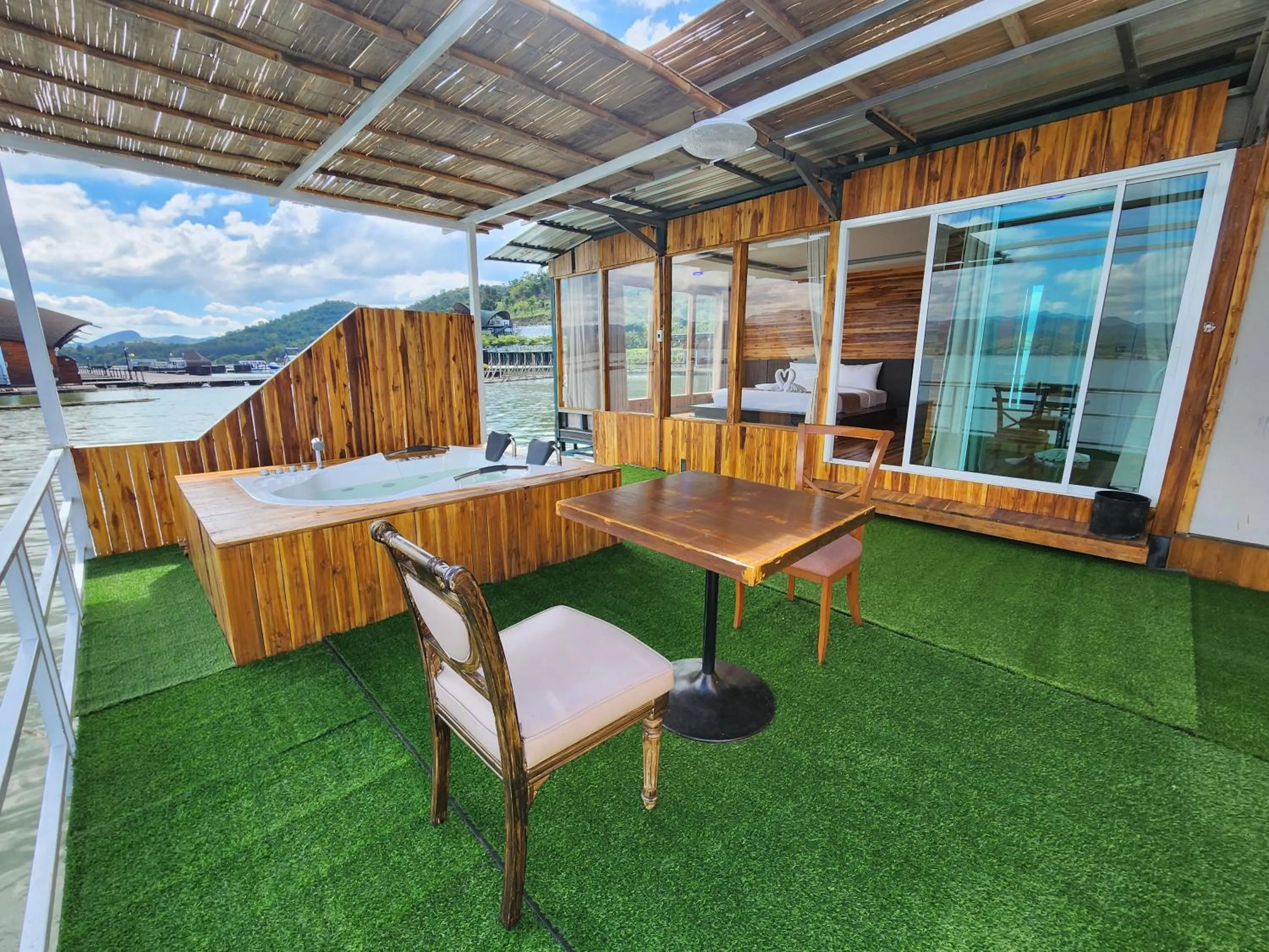 Patio in บ้านไร่ วรรณ วาลย์ รีสอร์ท