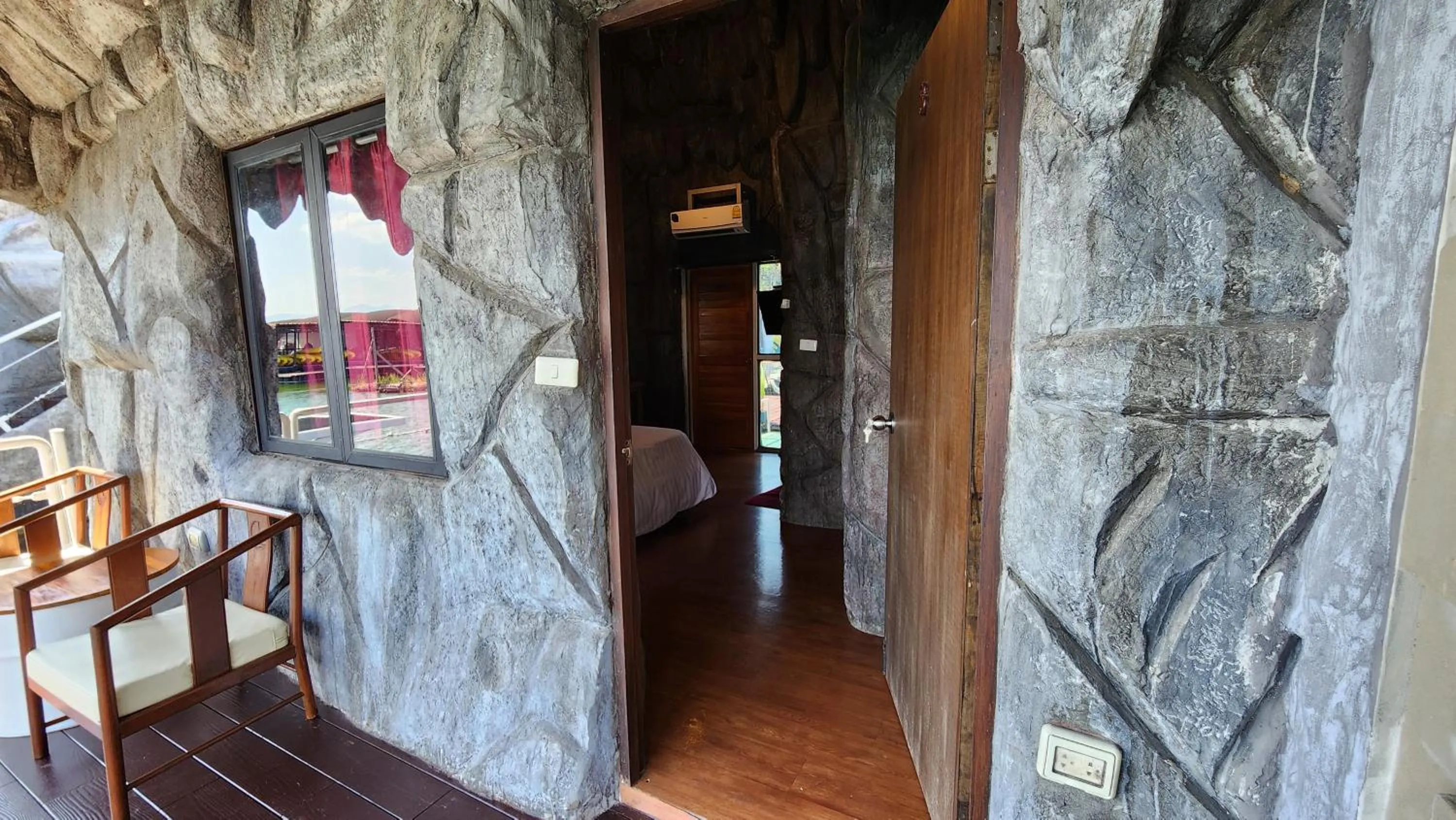 บ้านไร่ วรรณ วาลย์ รีสอร์ท