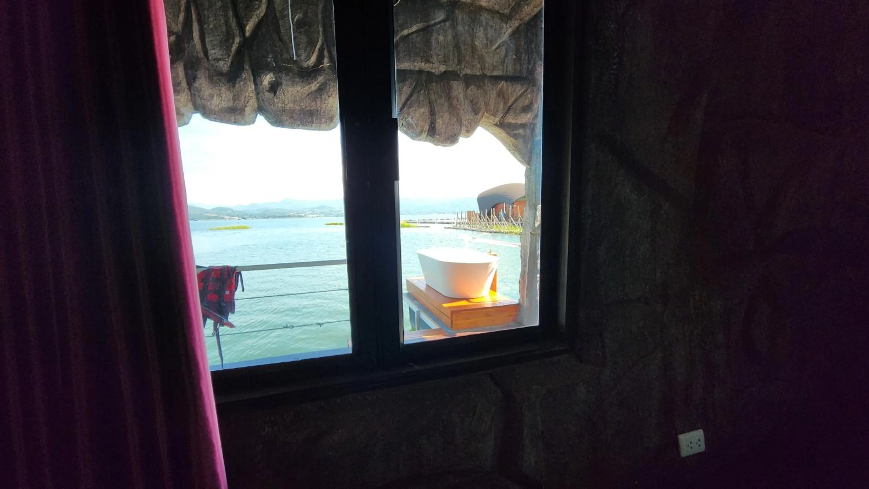 บ้านไร่ วรรณ วาลย์ รีสอร์ท