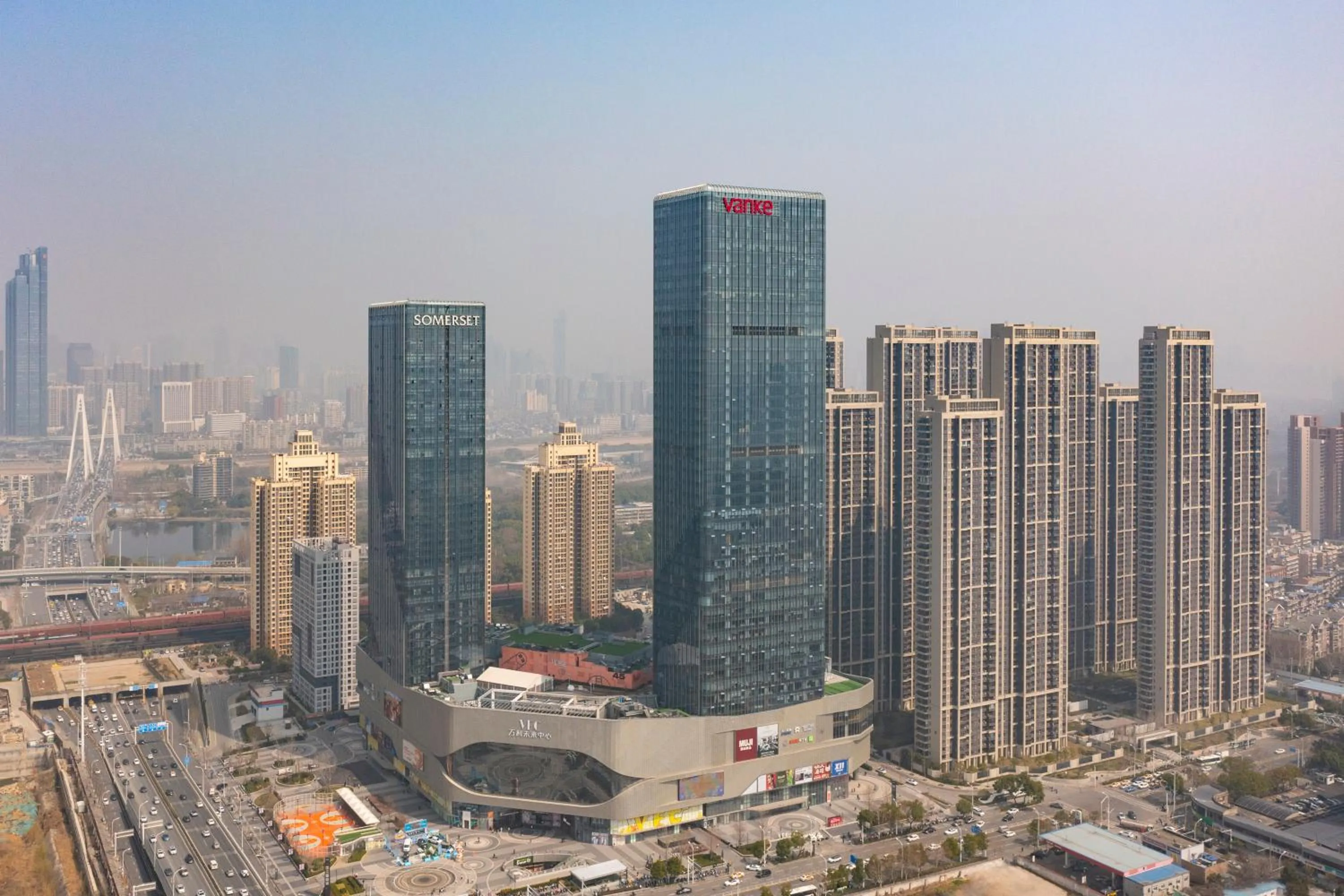 Property building in Somerset Future Center Wuhan