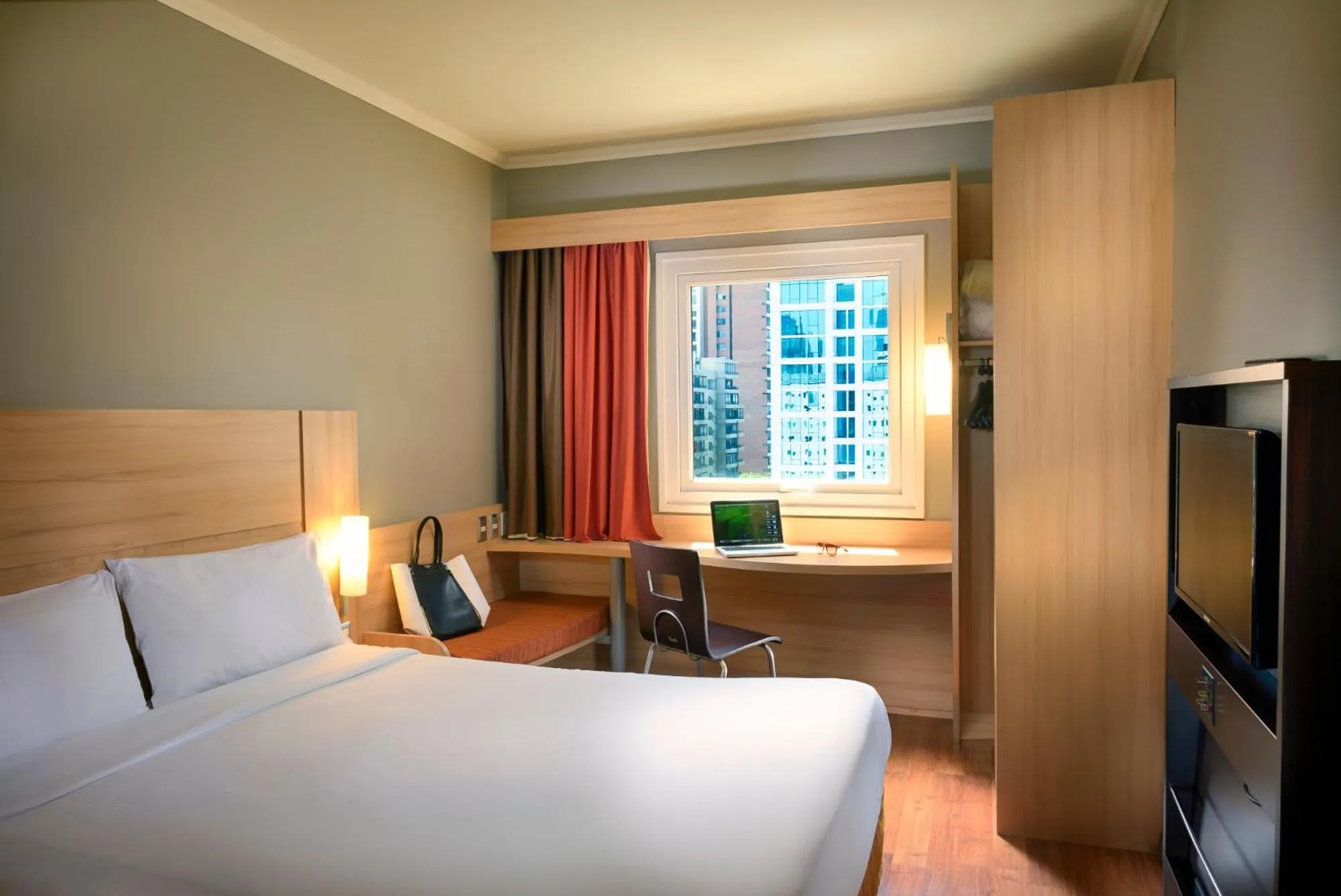 Bed in ibis Santiago Las Condes