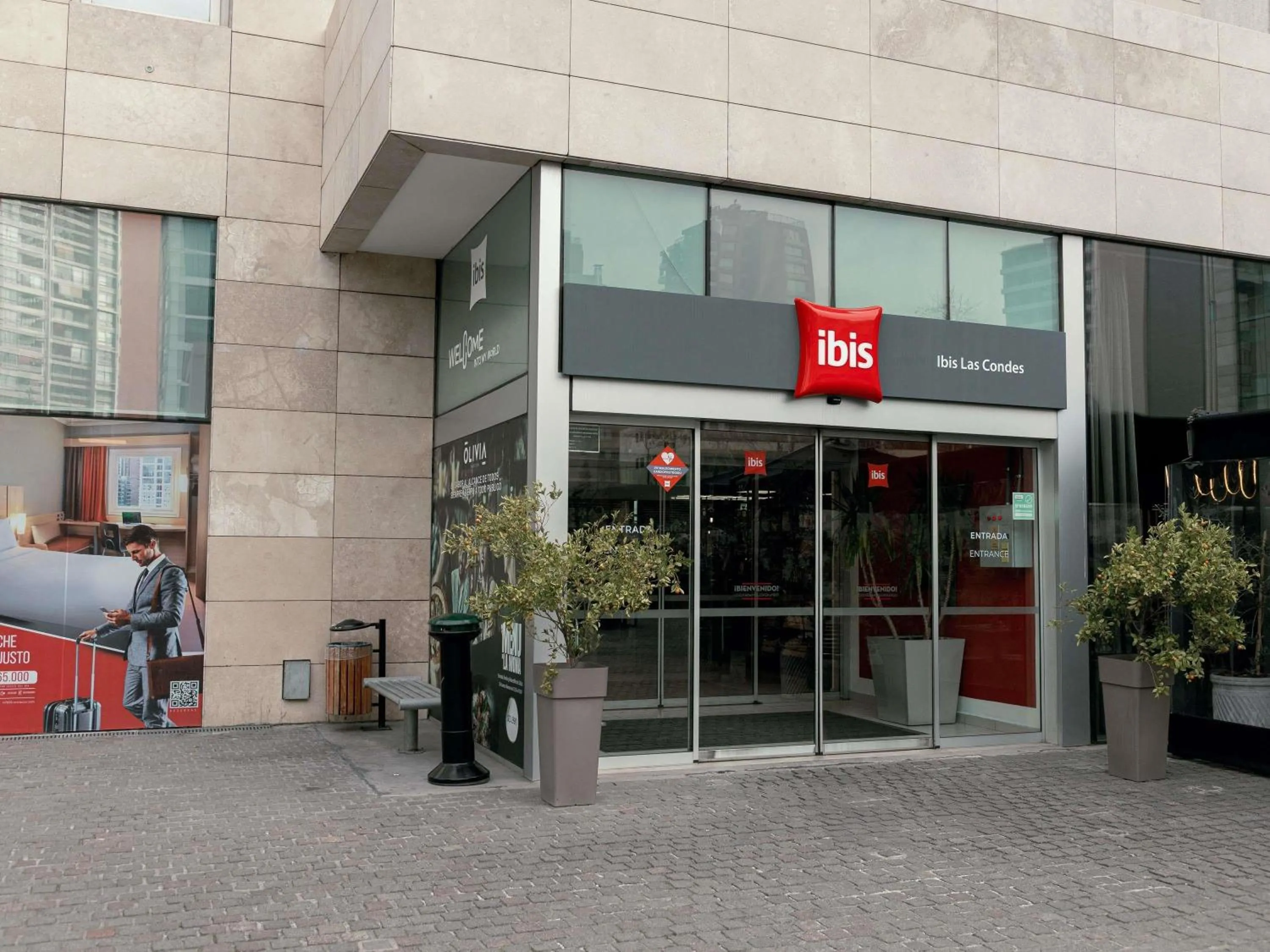Property building in ibis Santiago Las Condes