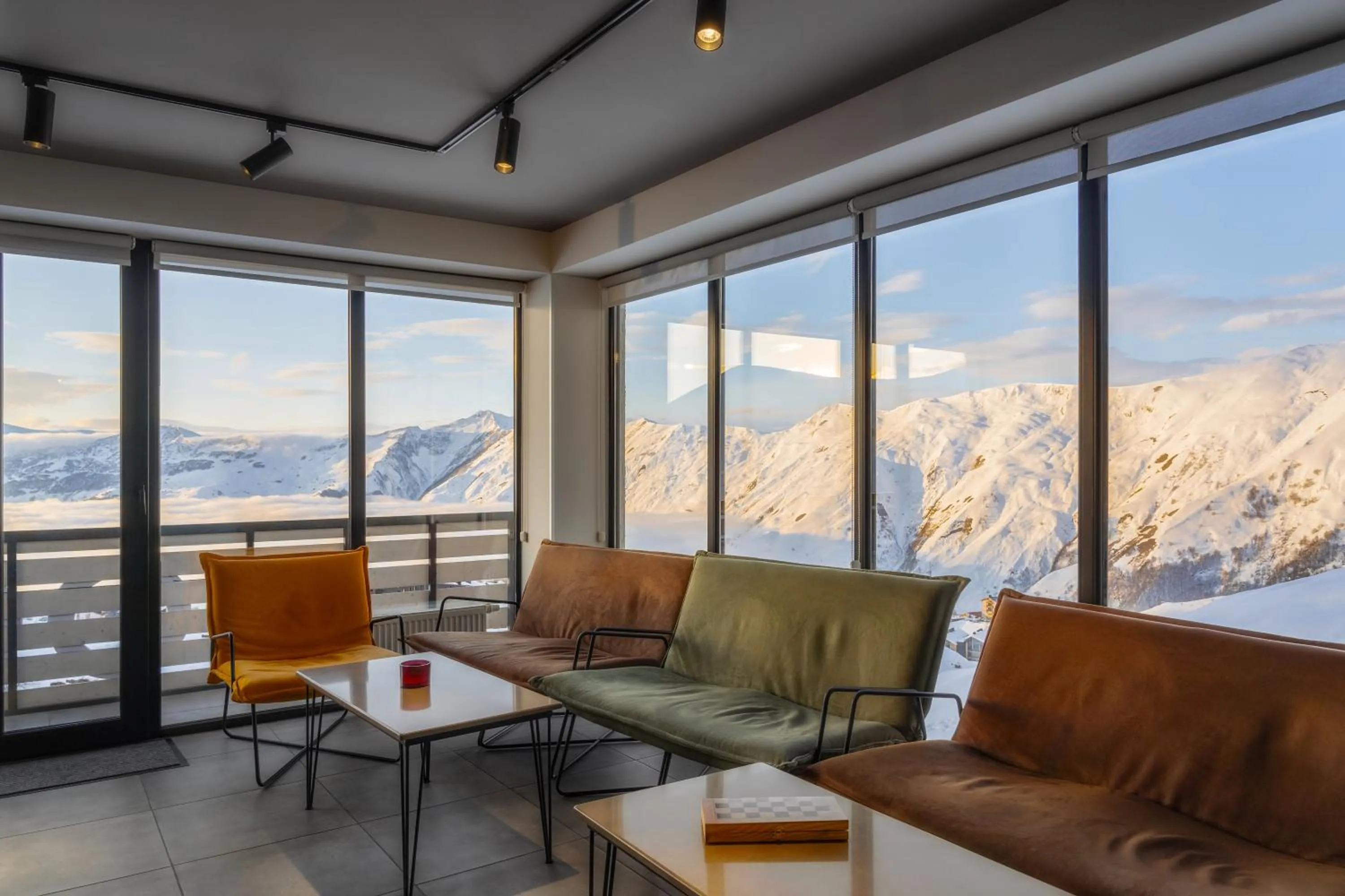 Communal lounge/ TV room in Gogi Resort