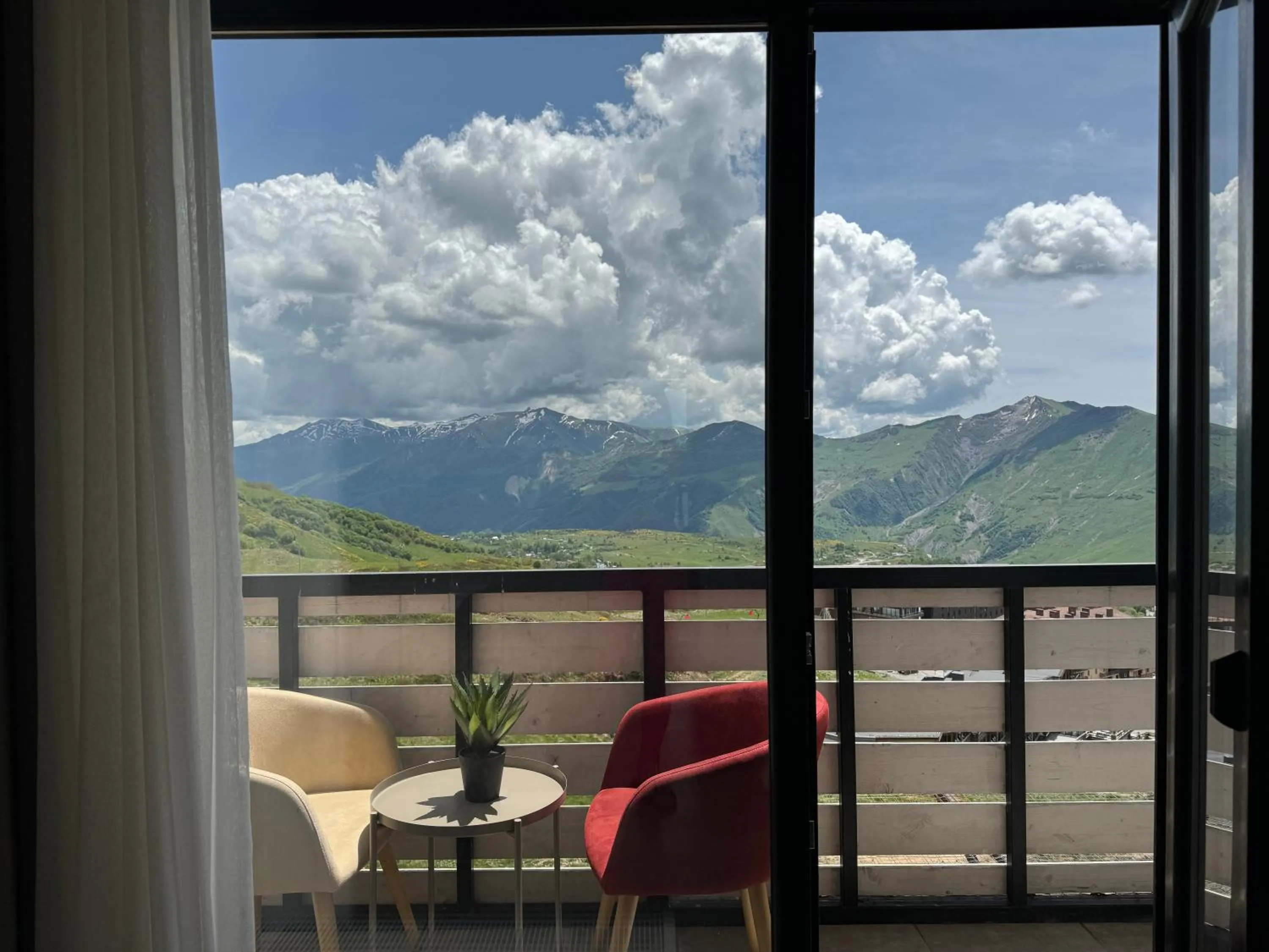 Balcony/Terrace in Gogi Resort