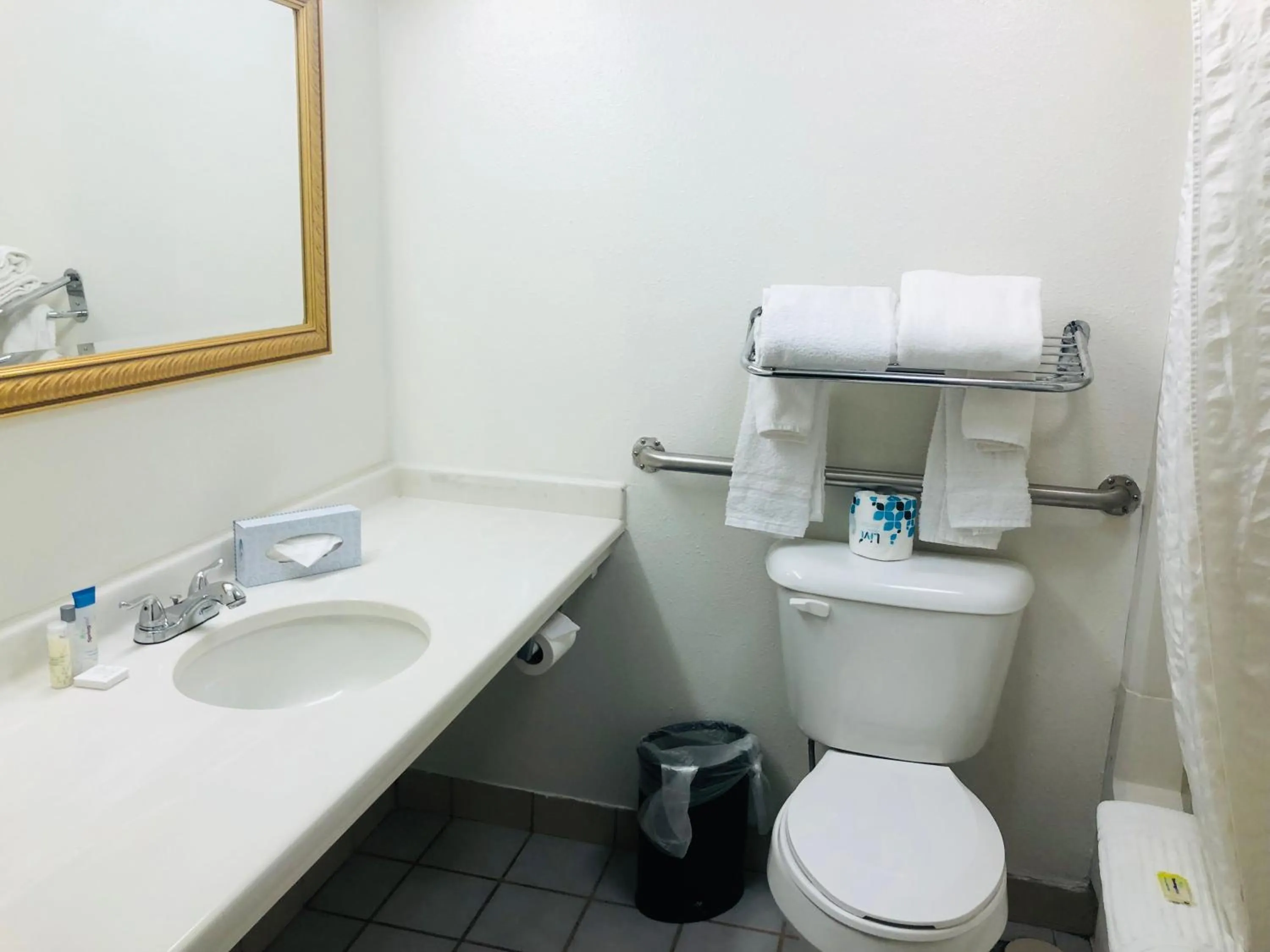 Bathroom in Inn at the Highland Denver Downtown